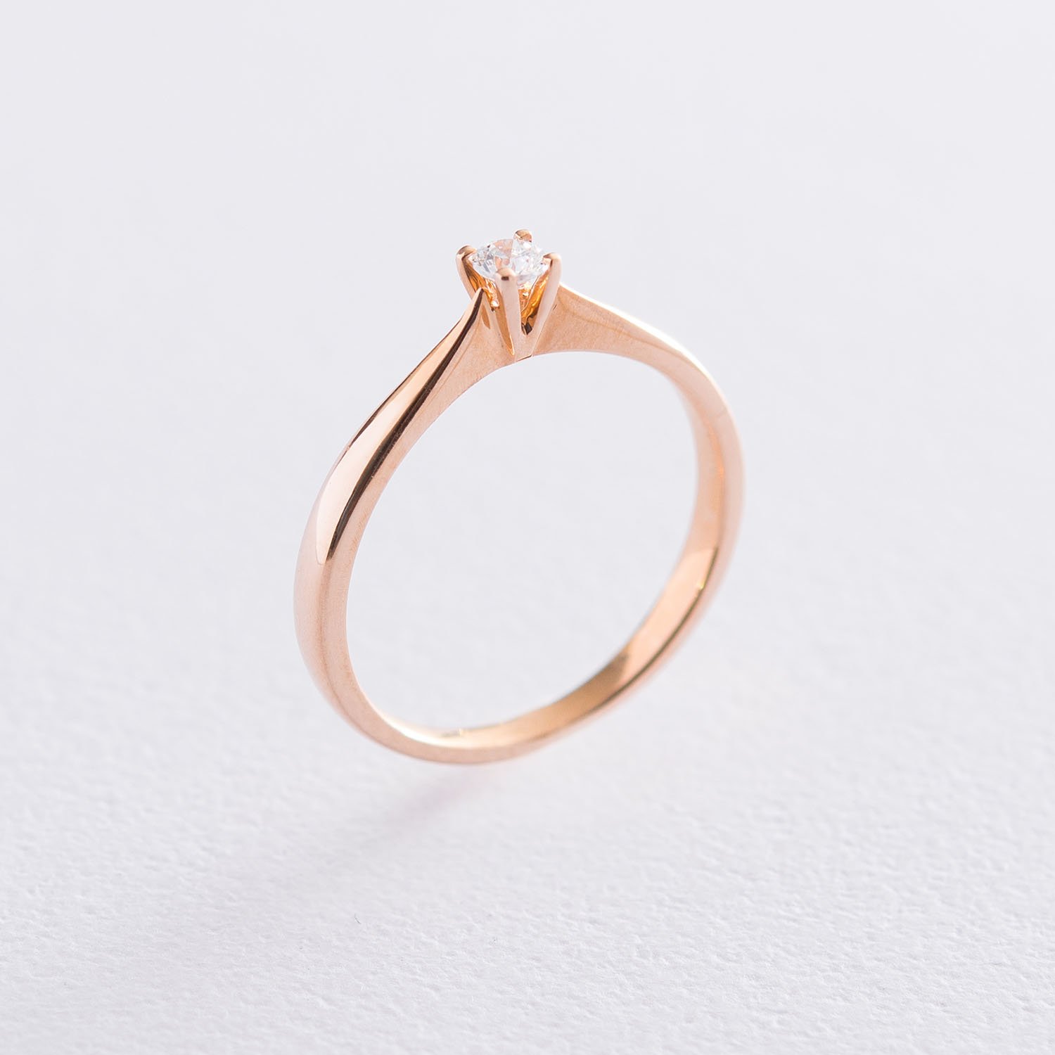 

Золотое помолвочное кольцо (циркон Swarovski) к06222 Оникс 16