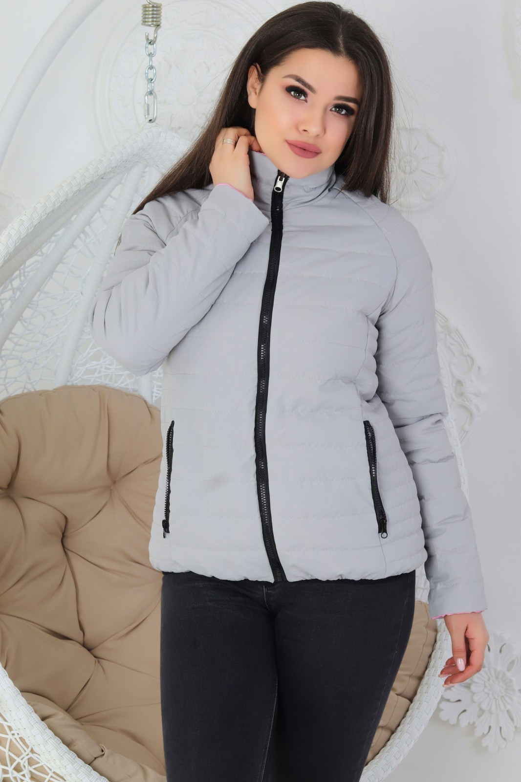 

Куртка MaLika короткая двухсторонняя светло-серая/розовая  4XL, Куртка MaLika короткая двухсторонняя светло-серая/розовая 56 4XL