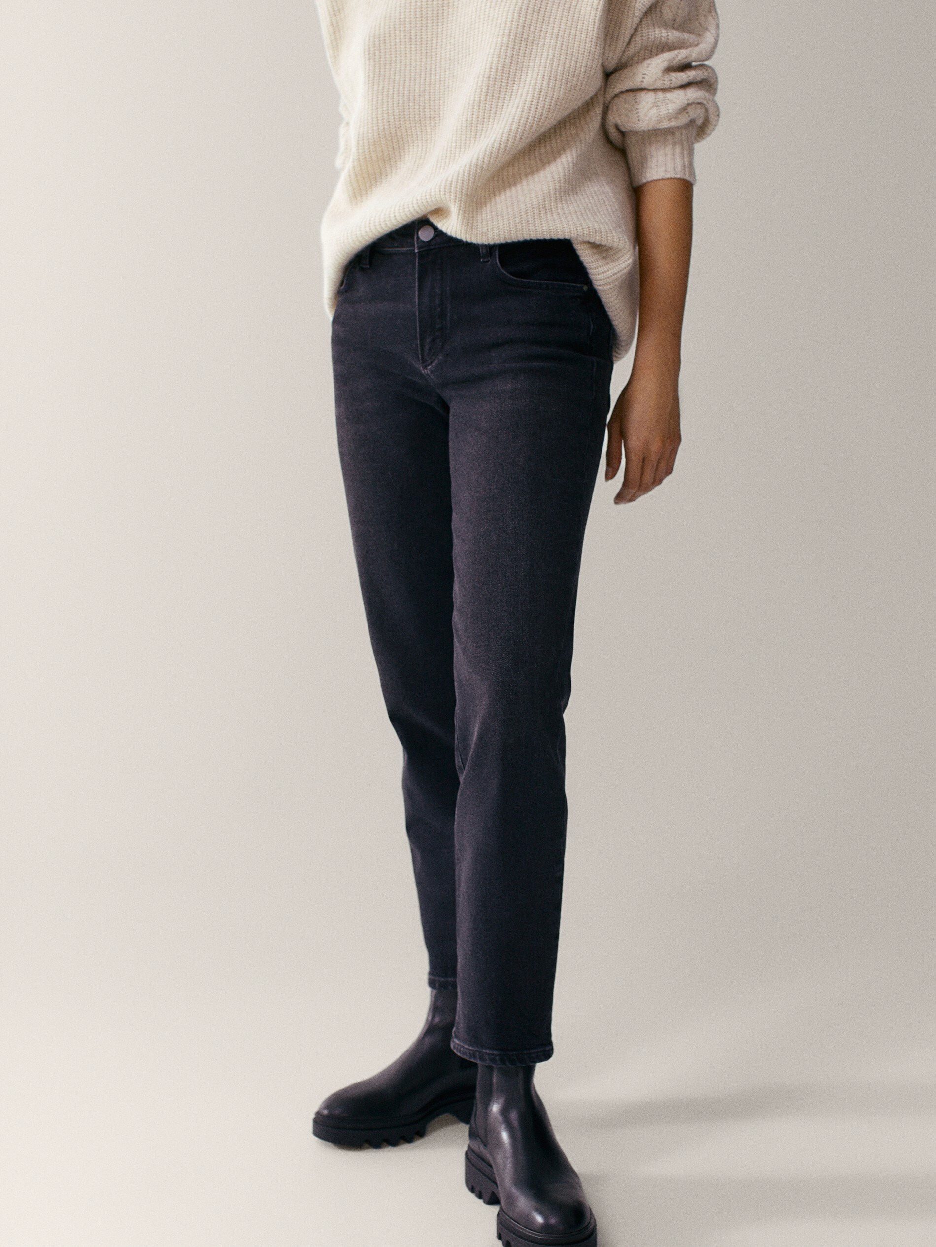 

Джинси Massimo Dutti 5052/662/800SK 36 чорний