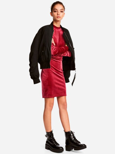 

Платье H&M 3hm05330077 36 Розовое