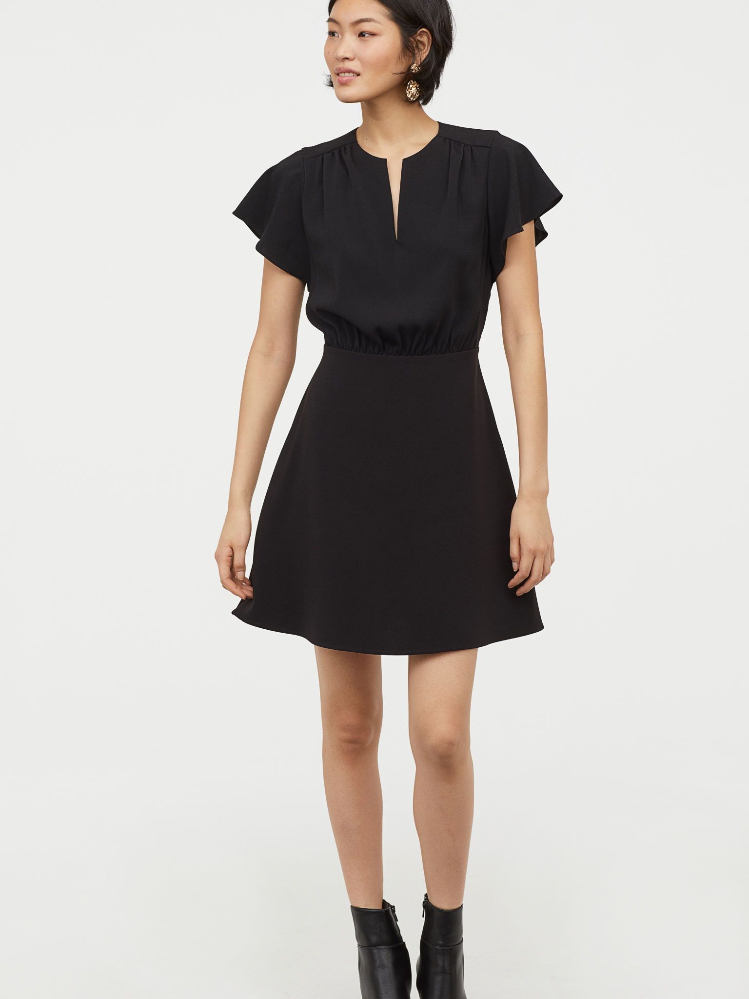 

Платье H&M 0723341-9  Черное, Платье H&M 0723341-9 38 Черное