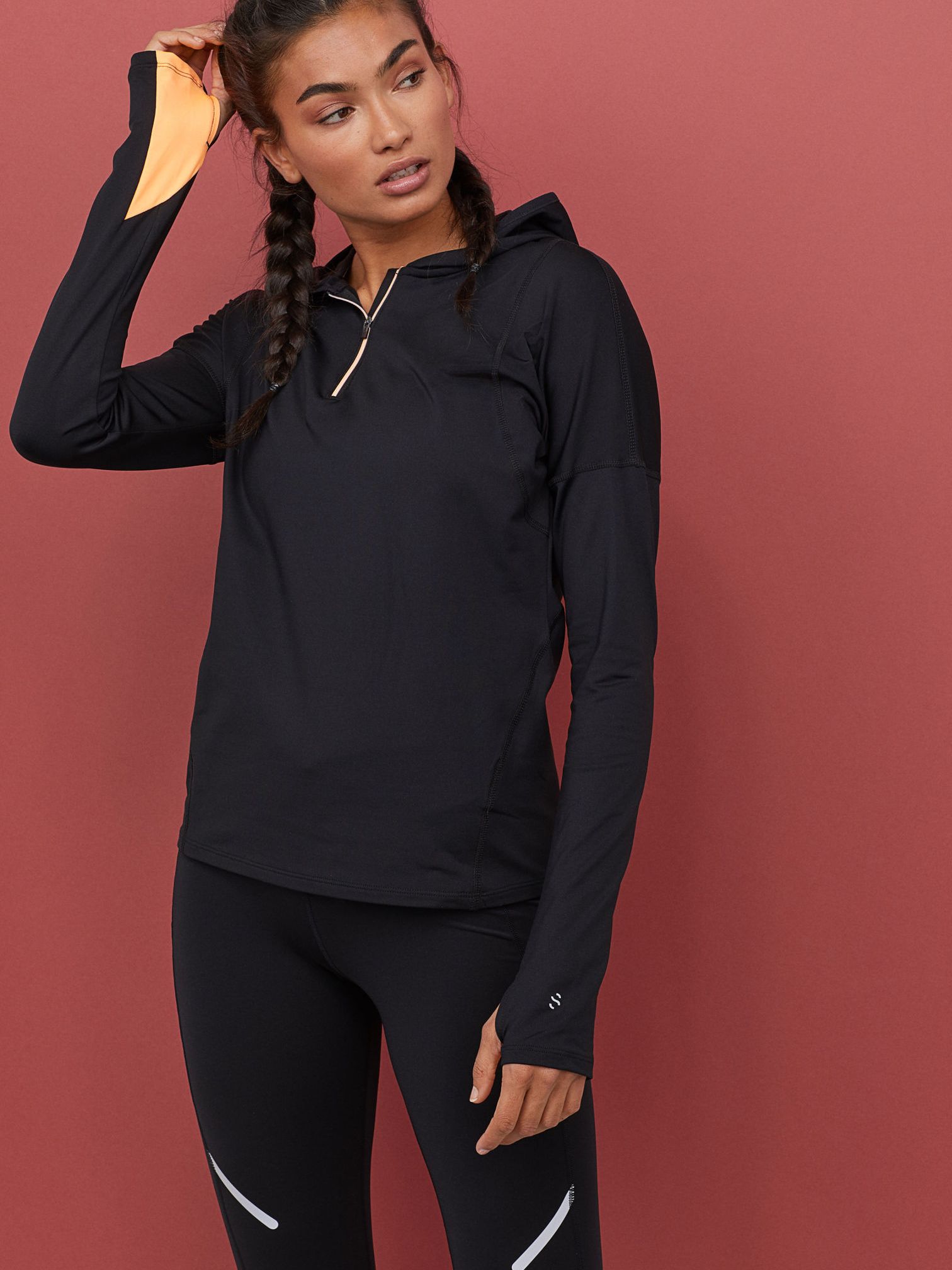 

Худи H& 0704849-9  Черное (СА2000001719060, Худи H&M 0704849-9 M Черное (СА2000001719060)