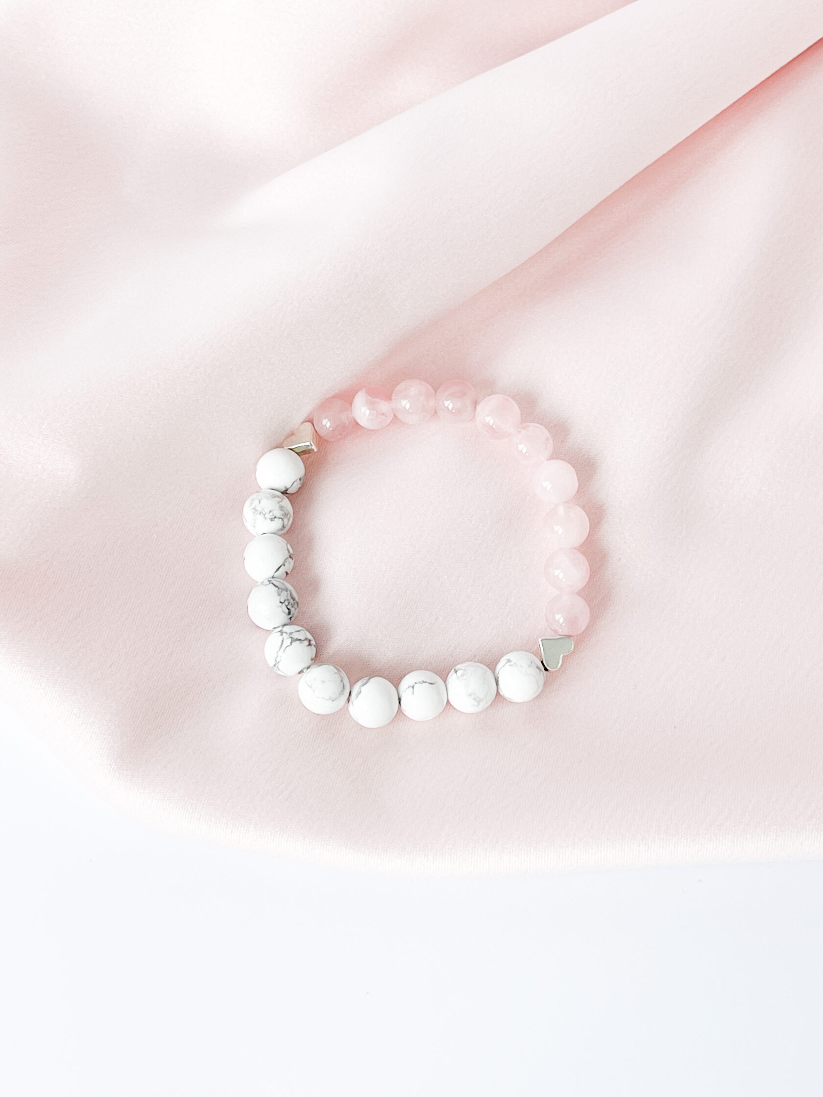 

Браслет на руку женский из натуральных камней астрологический для Весов