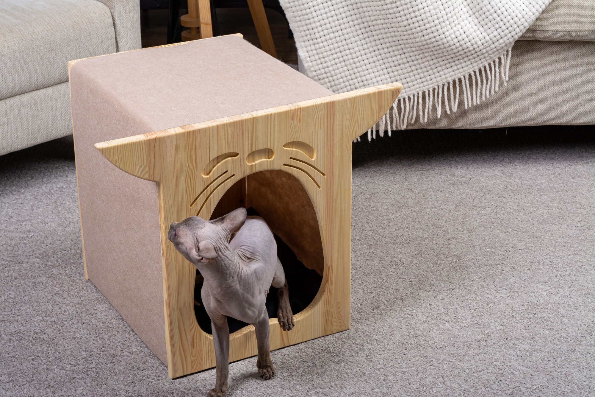 

Домик для котов Pets Lounge Cat Shelter (модель 1), бежевый
