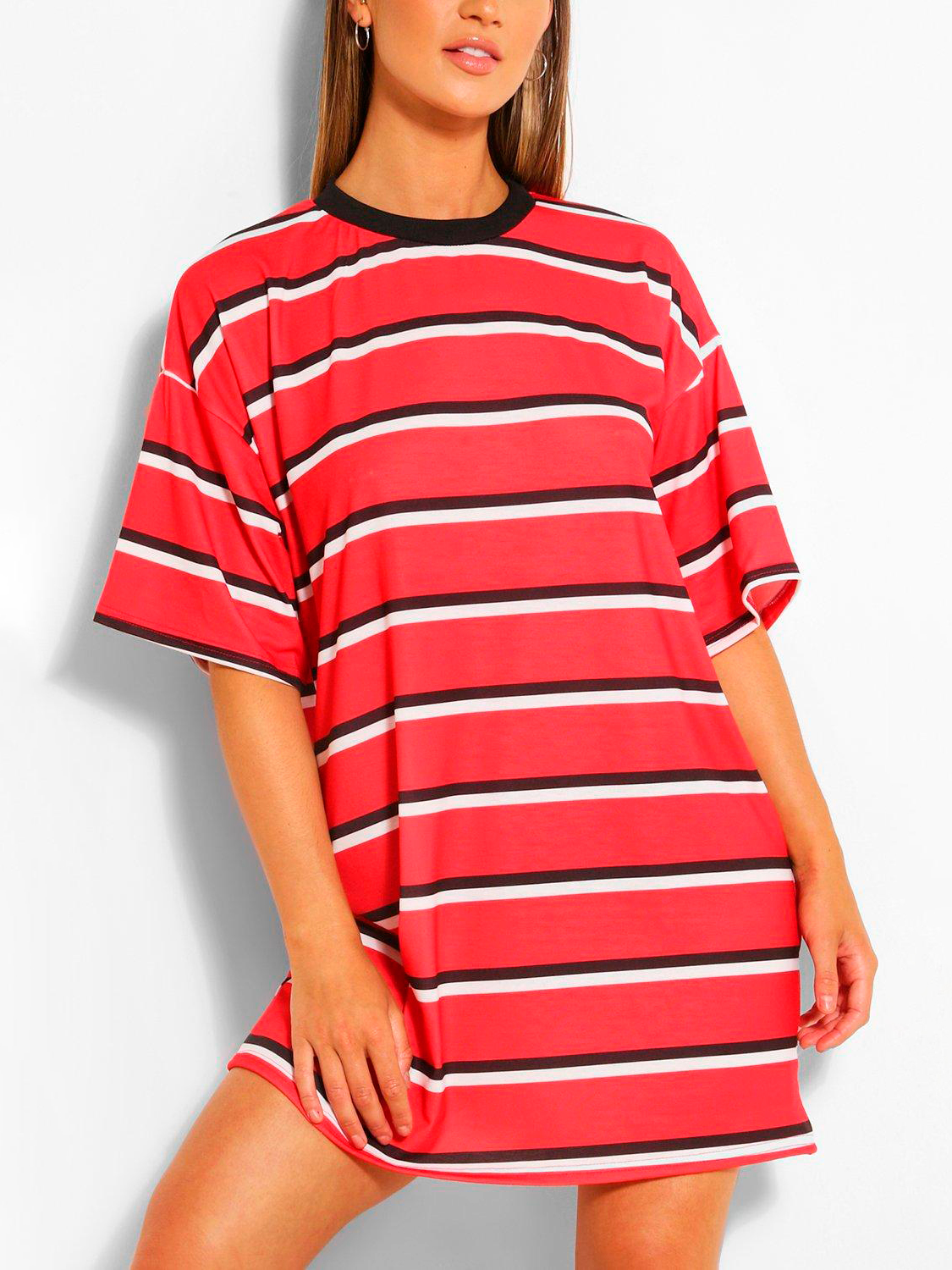 

Платье Boohoo bh05330042 44 Красное