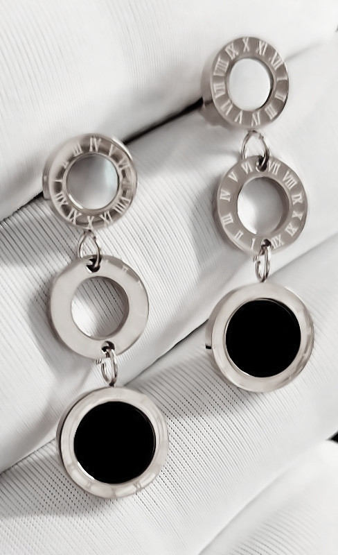 

Серьги-гвоздики вставки циркон Stainless Steel хст053