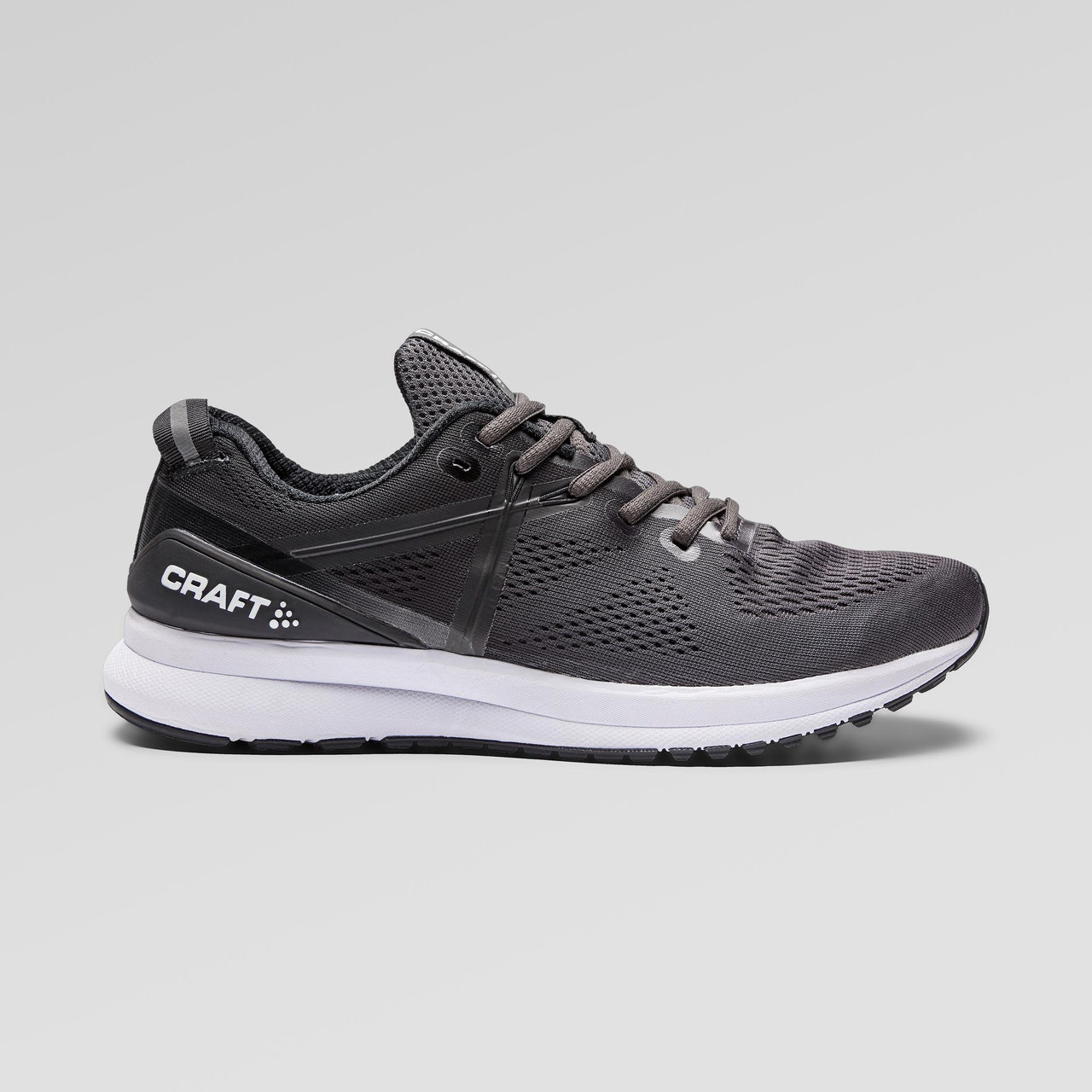 

Кроссовки Craft Shoe X165 Engineered 1907585-999000 44.5 29 см Черные
