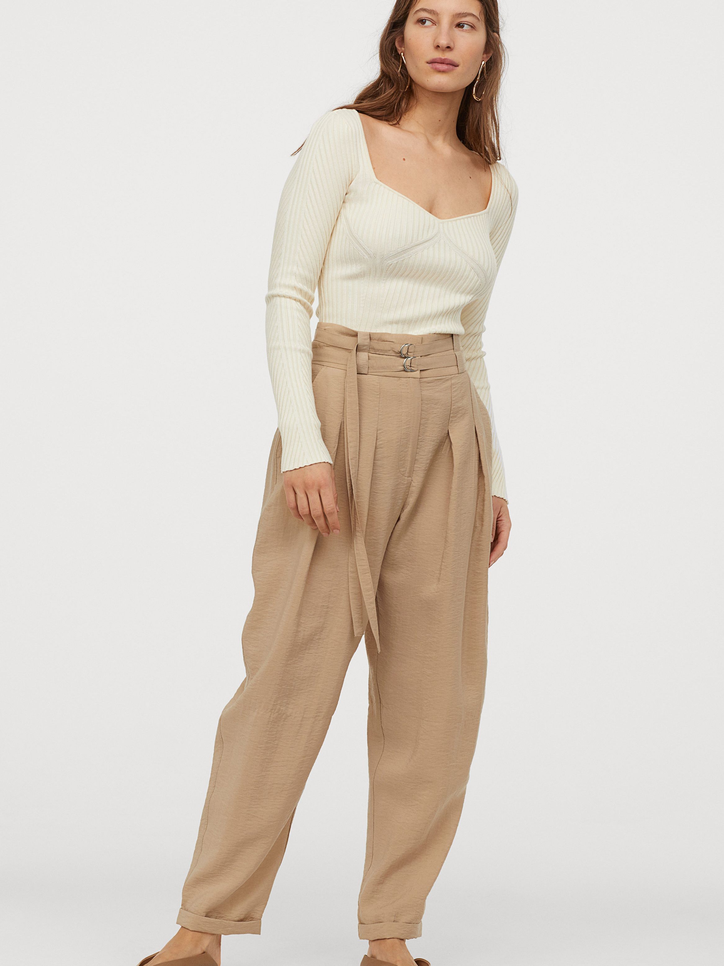 

Брюки H&M 0849543-1  Бежевые (СА2000001731765, Брюки H&M 0849543-1 38 Бежевые (СА2000001731765)