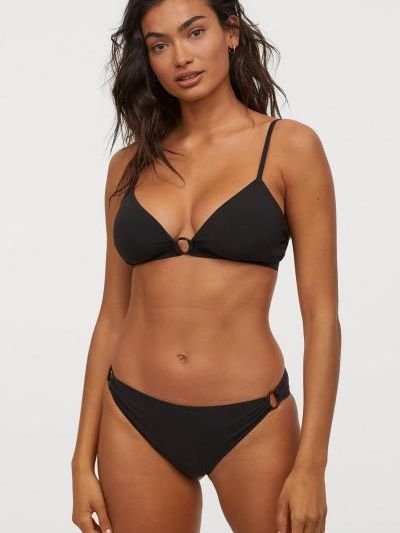 

Нижняя часть купальника H&M 06-0699424-001 48 Черная (СА2000001851074)