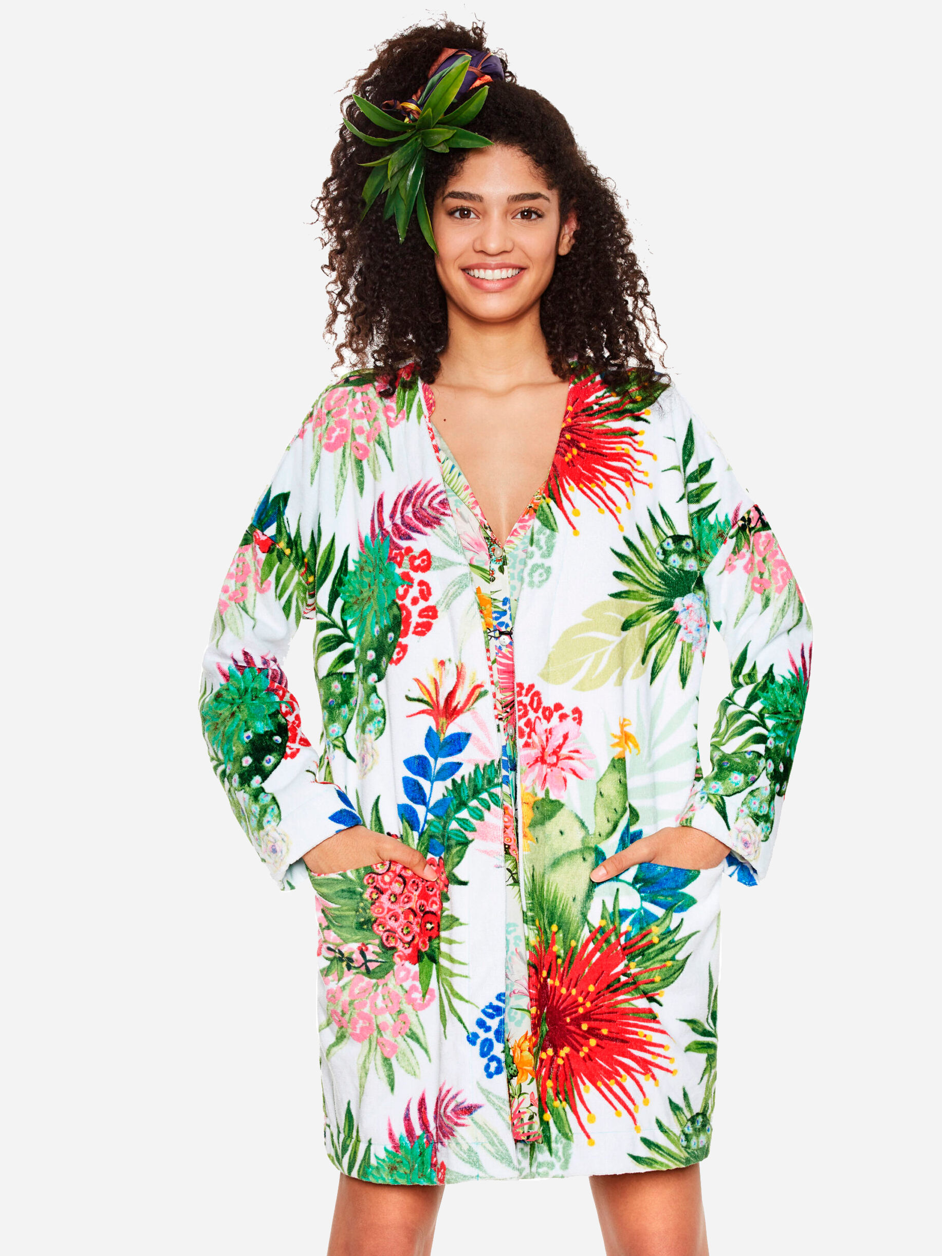 

Накидка Desigual 18SHBT03-5069 M