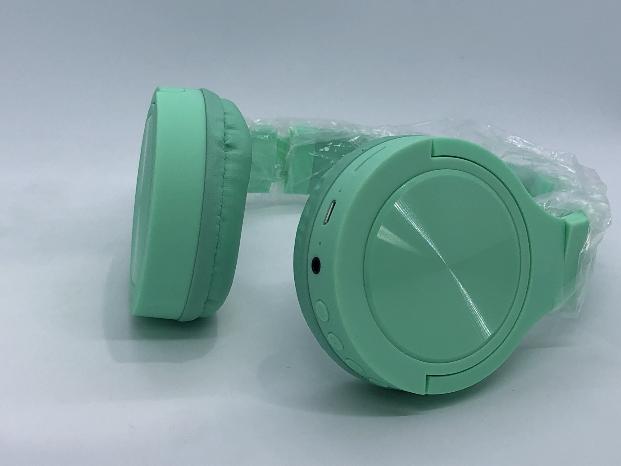 

Наушники Bluetooth SUPER BASS E900BT (зеленый)