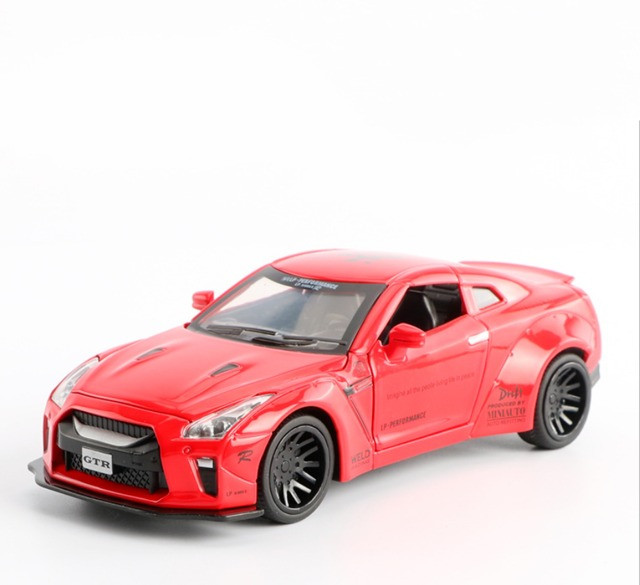 

Машина металлическая АвтоПром Nissan GTR со звуковыми эффектами (Red) (7862(Red))