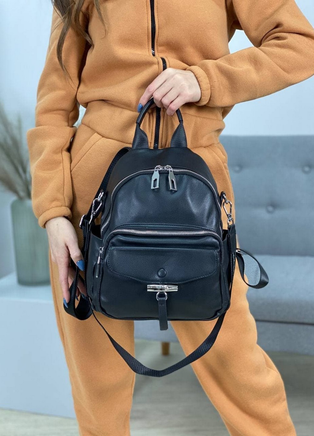 

Рюкзак женский кожаный Polina&Eiterou 30 25 14 см Черный