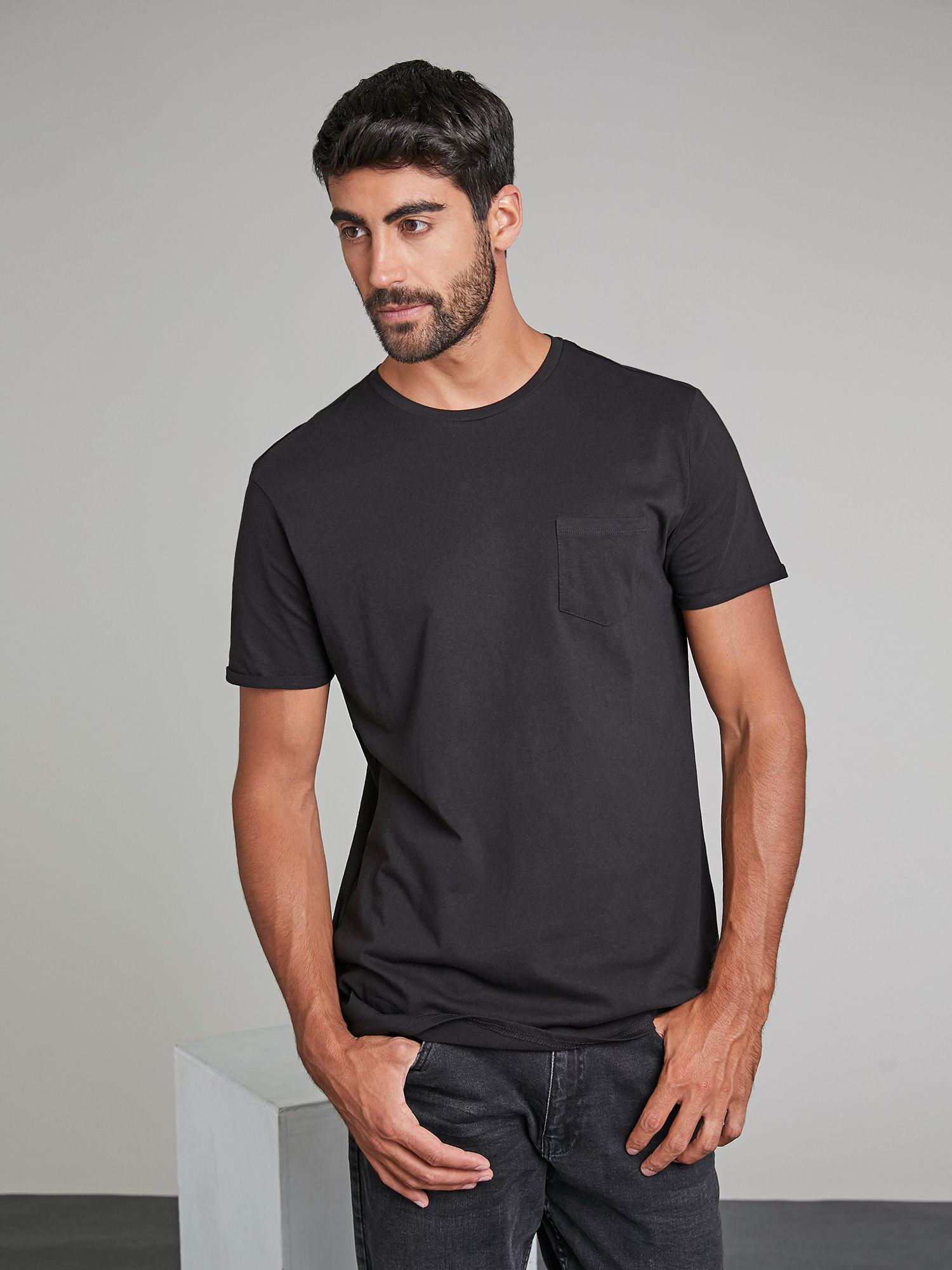 

Футболка Piazza Italia 33162-3 S Black