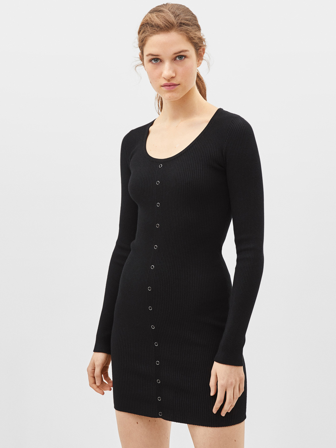 

Платье Bershka 00670645800  Черное, Платье Bershka 00670645800 L Черное