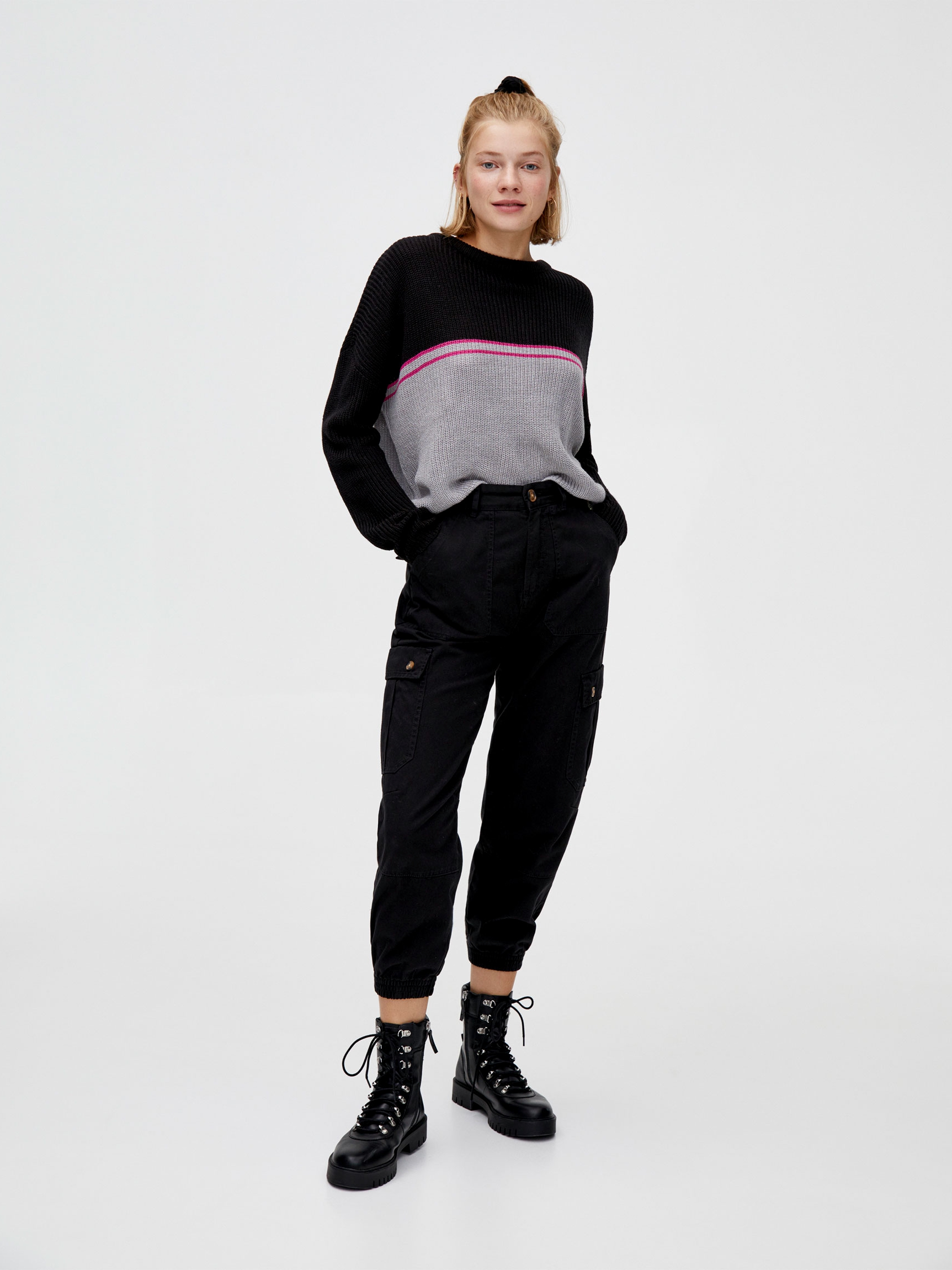 

Джемпер Pull & Bear 09558318630 M Принт
