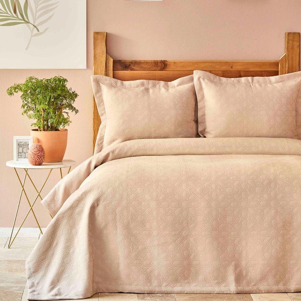 

Покрывало с наволочками Karaca Home - Back To Basic pudra 250*240 евро