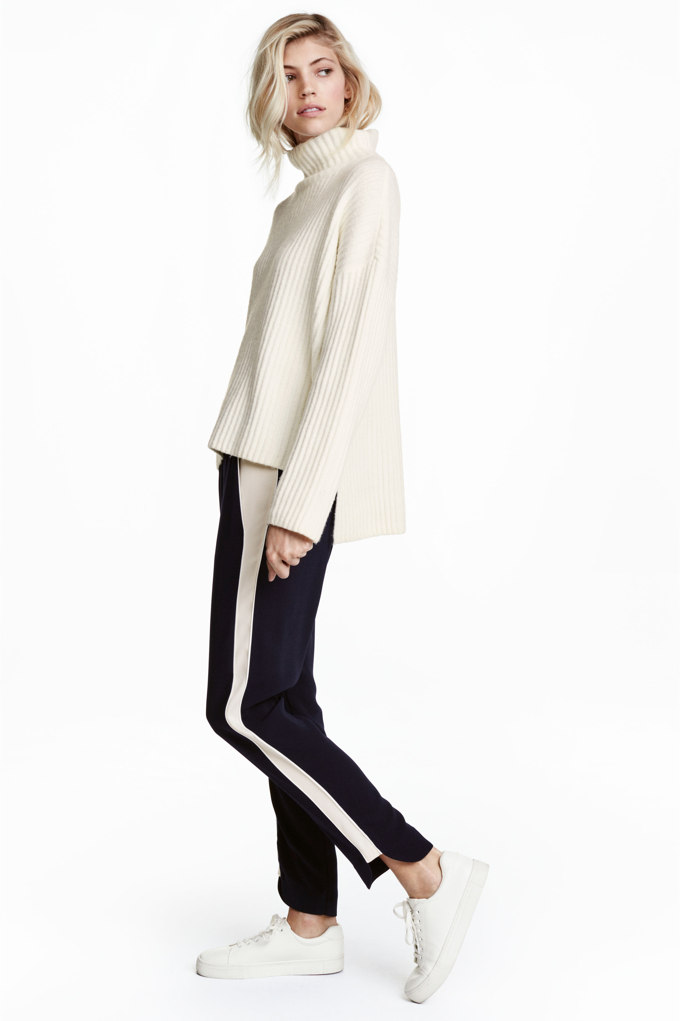 

Брюки H&M 0461507  синий, Брюки H&M 0461507 34 синий