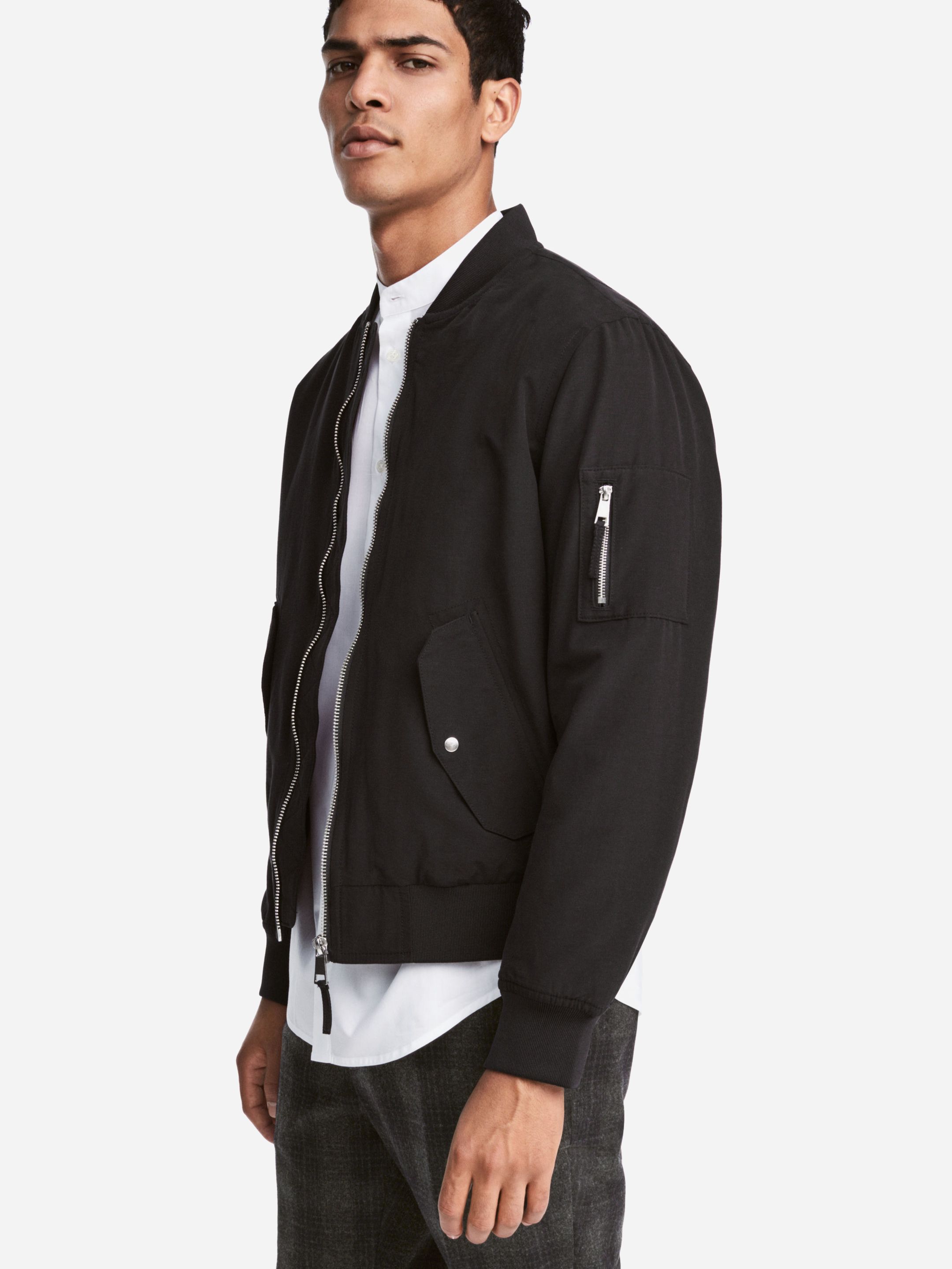 

Бомбер H&M 5014016-AAAD XS Черный