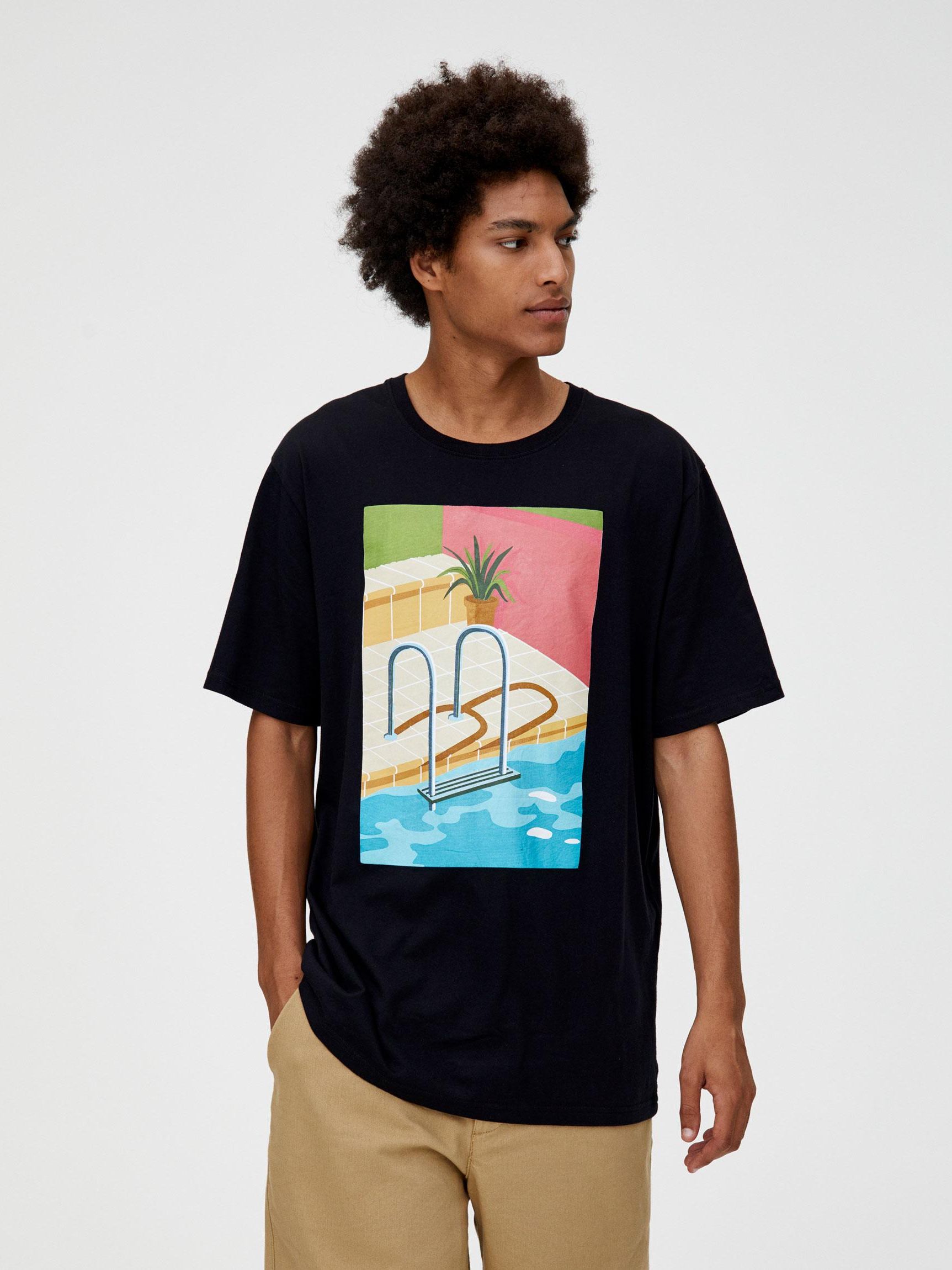

Футболка Pull & Bear 9242/579/800-AAPU L Черная