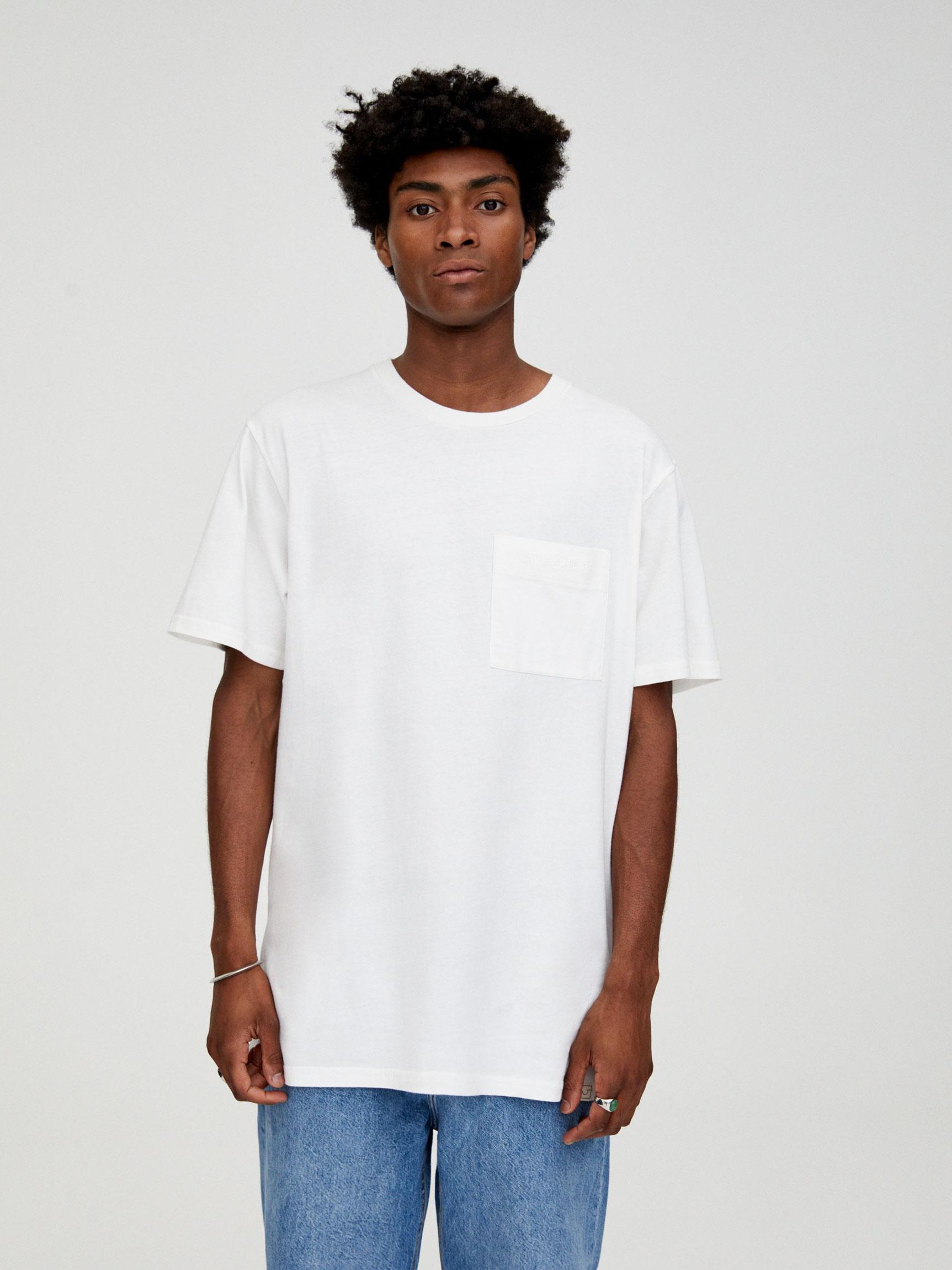 

Футболка Pull & Bear 9242/504/250-ACTS S Белая