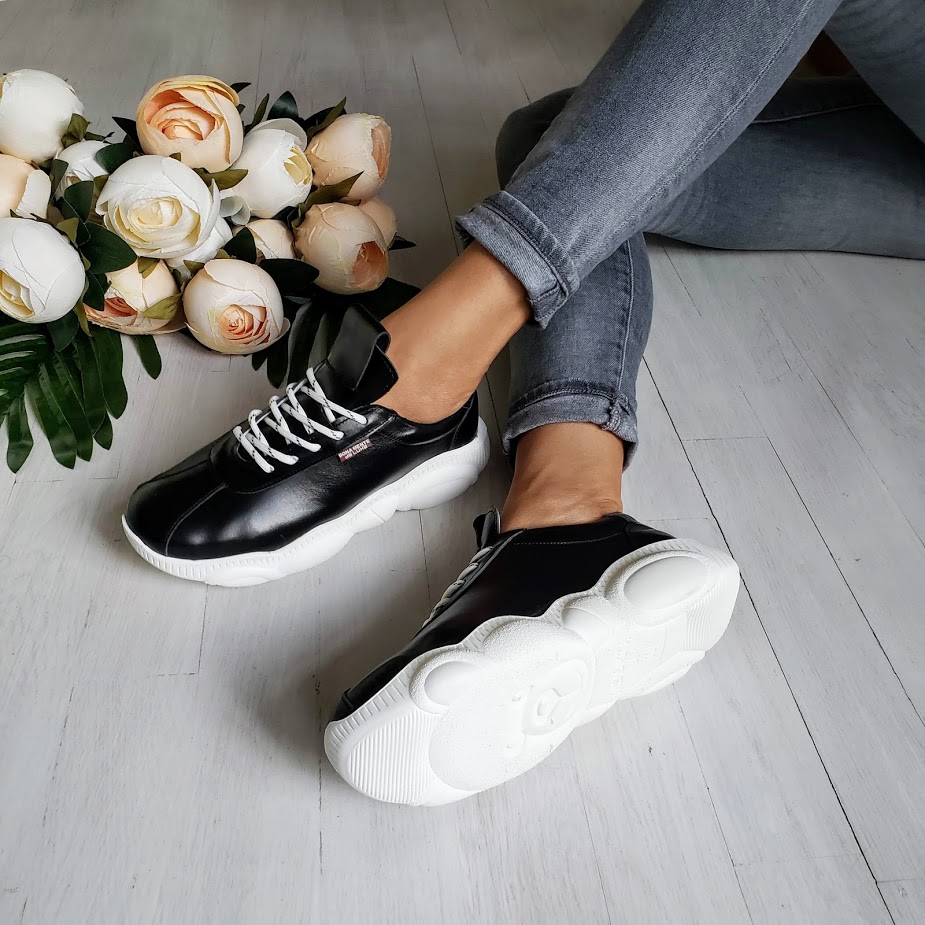 

Кожаные кроссовки PADUCHINI TED CASUAL 35 22,5 см. Черные Демисезон