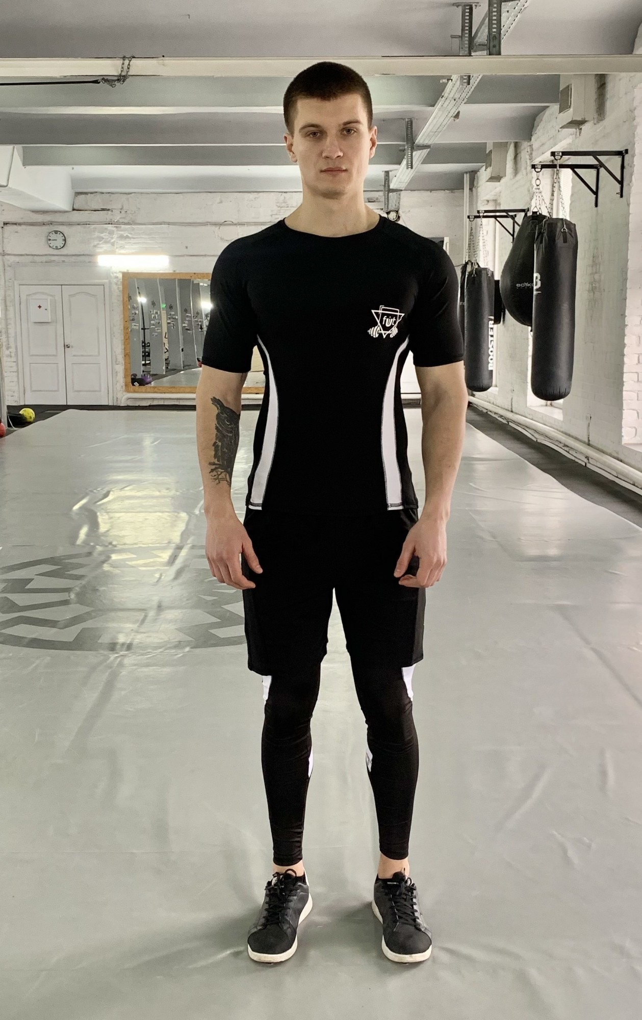 

Мужской спортивный комплект(Рашгард+тайтсы+шорты) fitU Armm w-black 3.0  Черный, Мужской спортивный комплект(Рашгард+тайтсы+шорты) fitU Armm w-black 3.0 L Черный