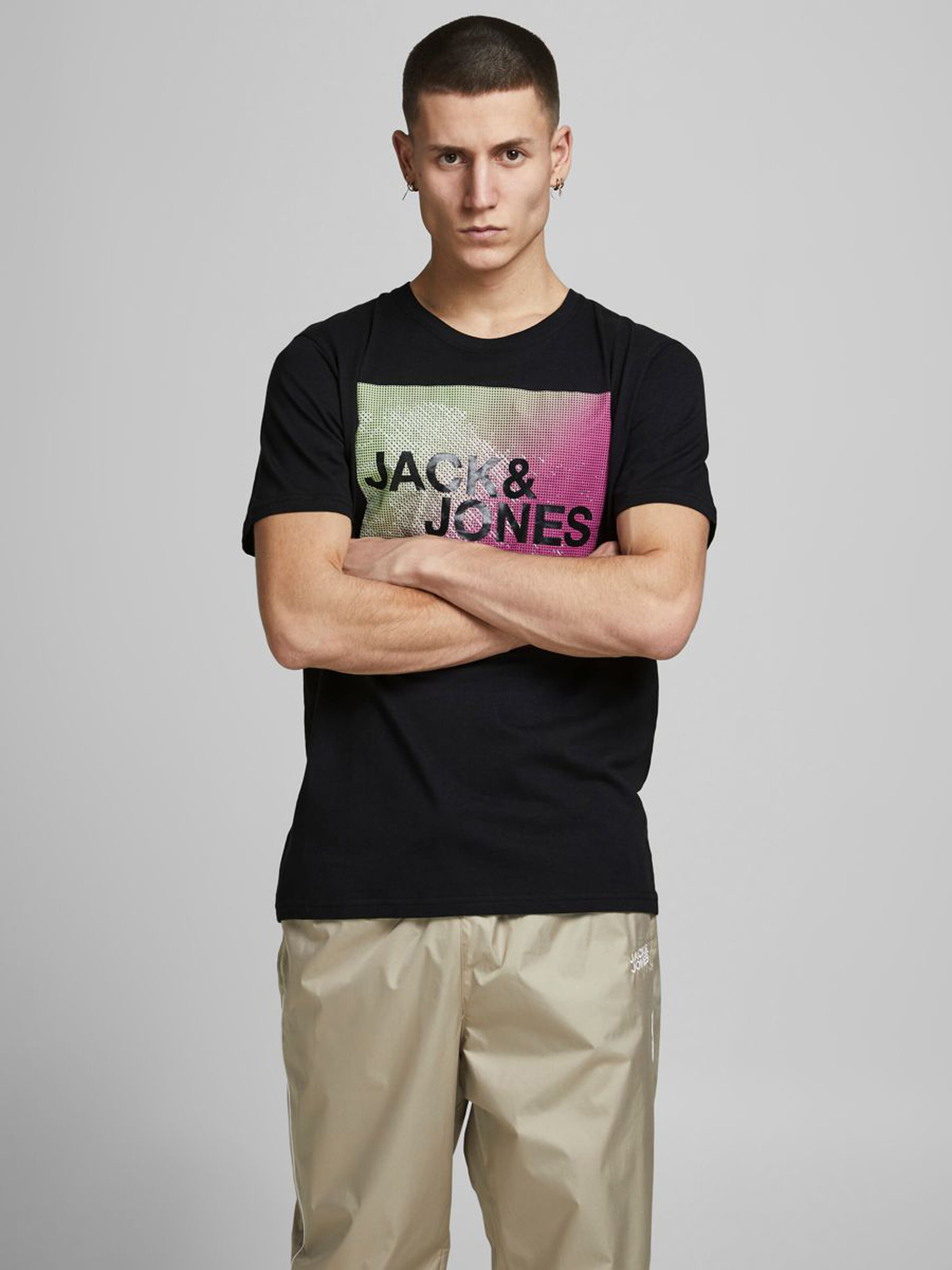 

Футболка Jack & Jones 12188052-3 L