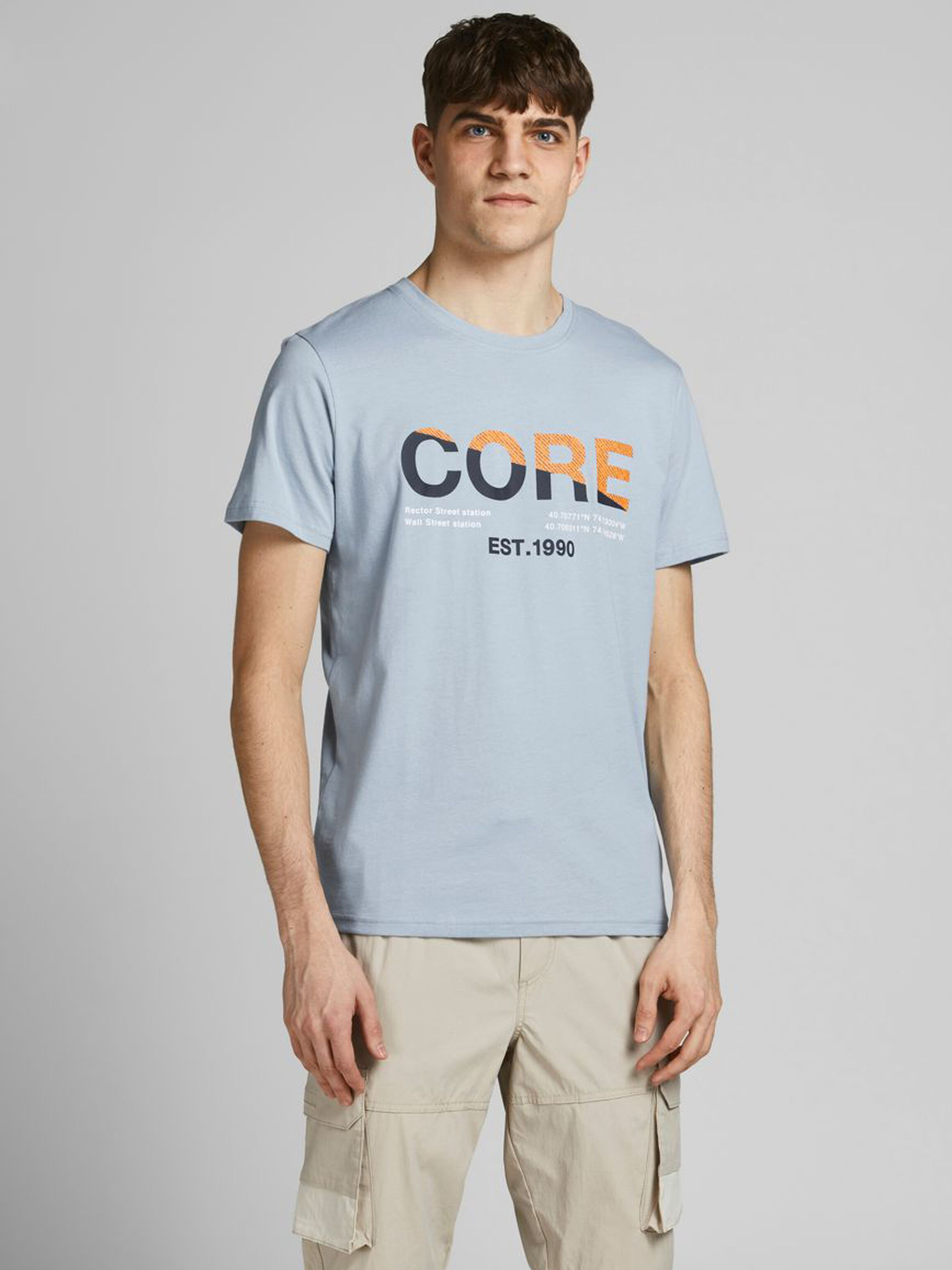 

Футболка Jack & Jones 12188068-201 M