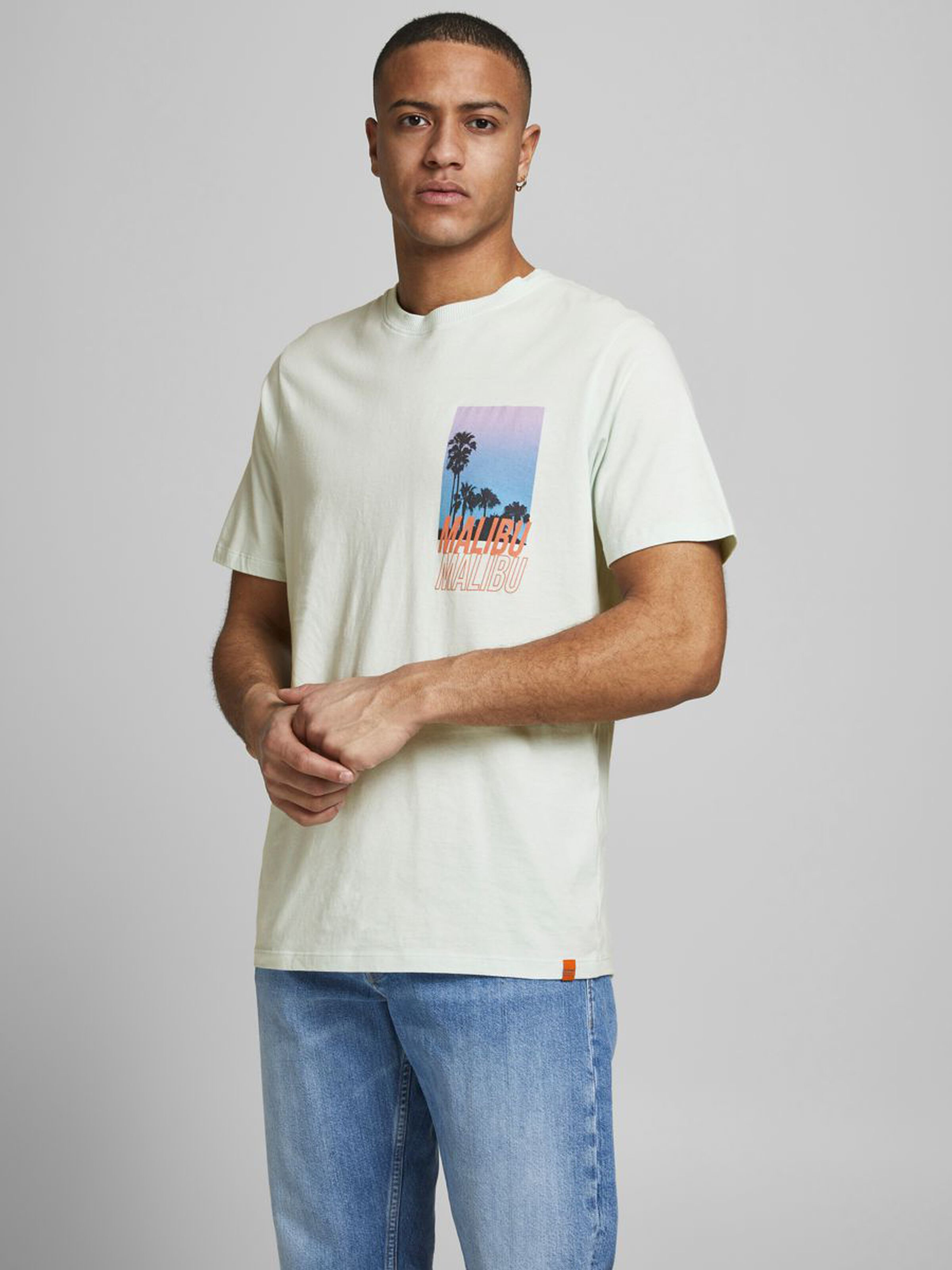 

Футболка Jack & Jones 12189726-1235 M
