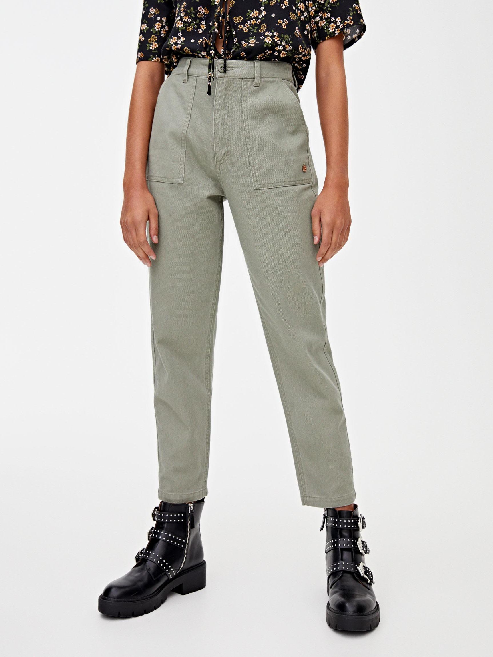 

Джинсы Pull & Bear 9671/318/505-ACUB 32 Бледно-зеленые