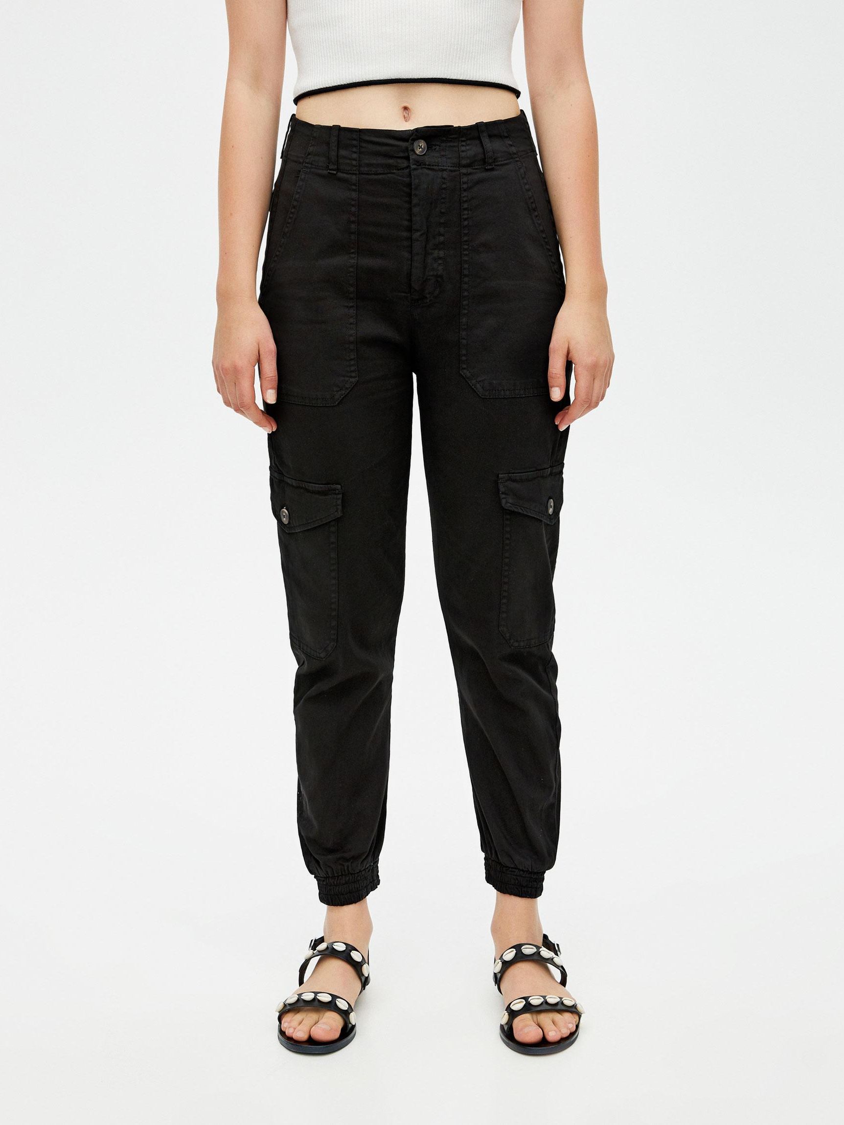 

Джинсы Pull & Bear 5678/321/800-AAAD 32 Черные