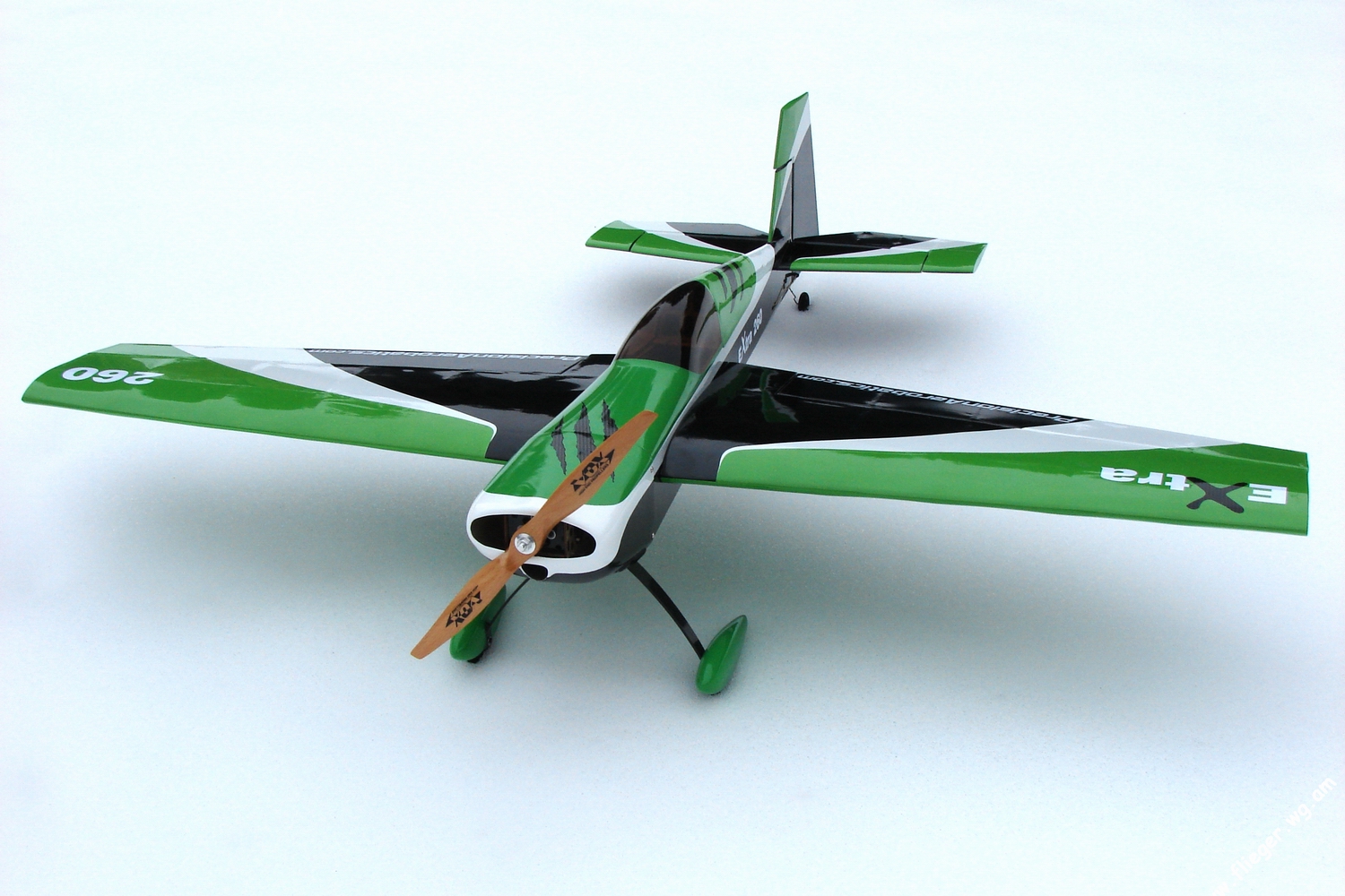 

Самолёт р/у Precision Aerobatics Extra 260 1219мм KIT (зеленый) (dd-PA-EXT-GREEN)