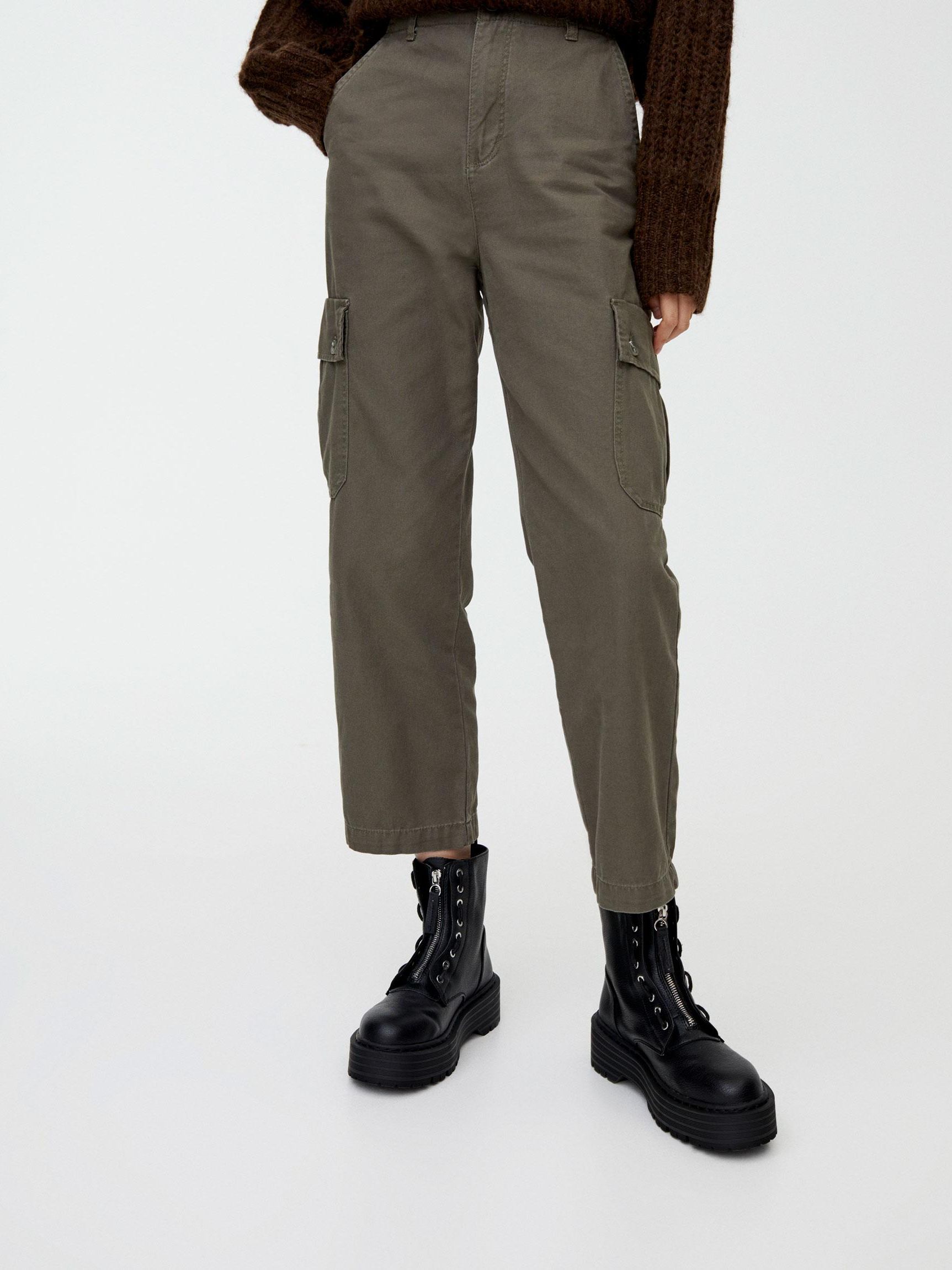 

Брюки Pull & Bear 9671/314/505-ACXO 34 Темно-зеленые