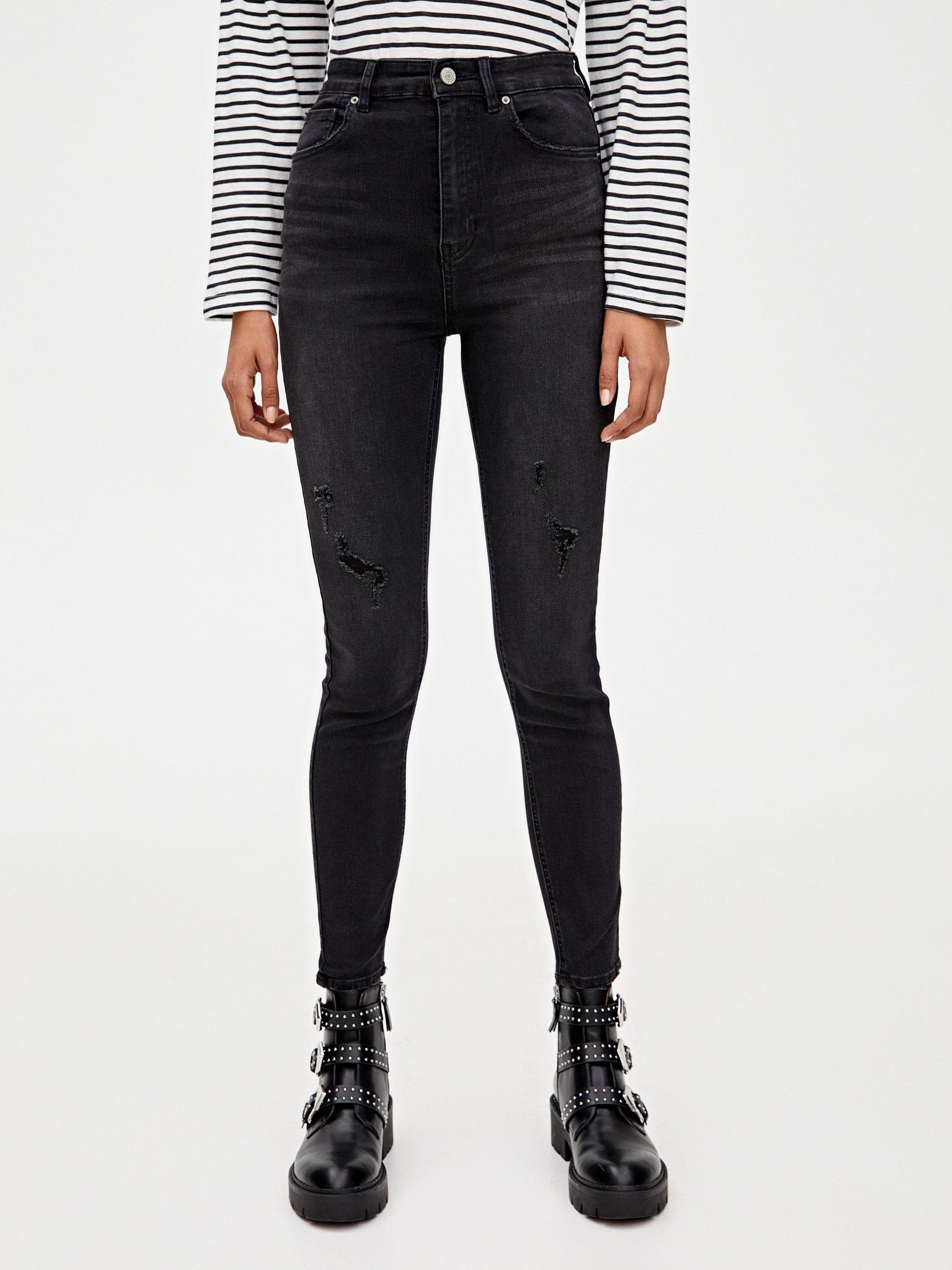 

Джинсы Pull & Bear 9684/307/800-AAAD 36 Черные