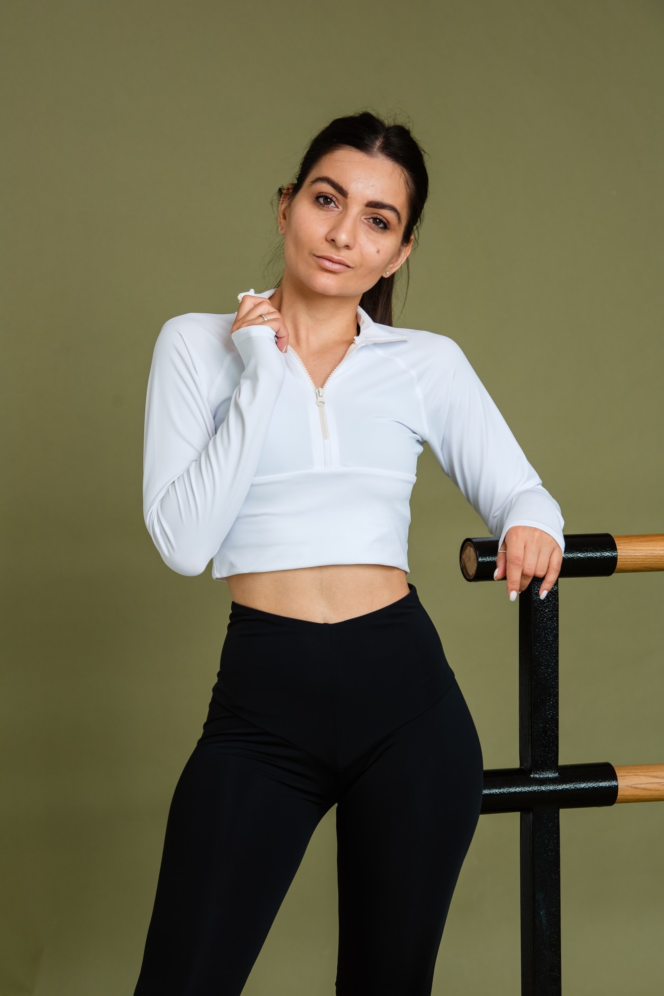 

Кофта- топ FitU спортивная женская на молнии Crop Top white белая, Кофта- топ FitU спортивная женская на молнии Crop Top white белая L