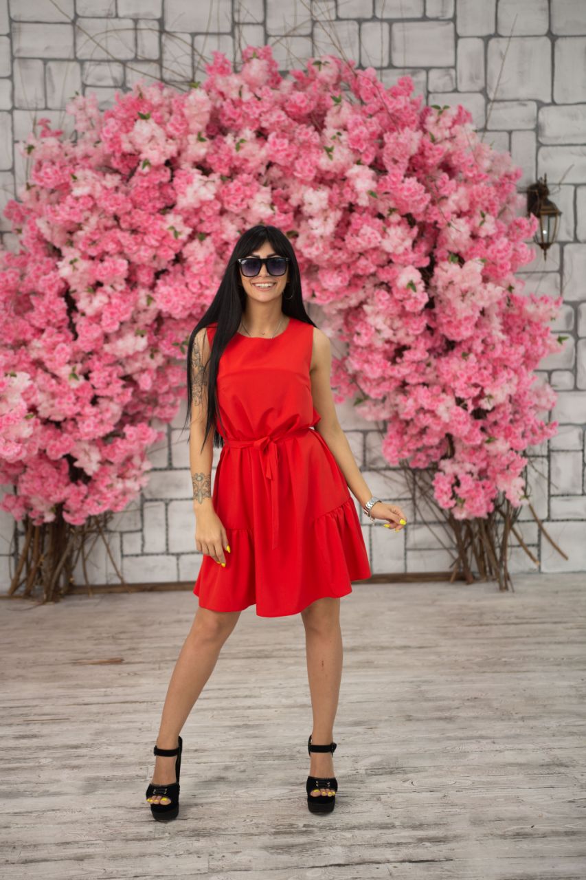 

Fashions • Платье женское легкое Юна Fashions 52 красный (0880)