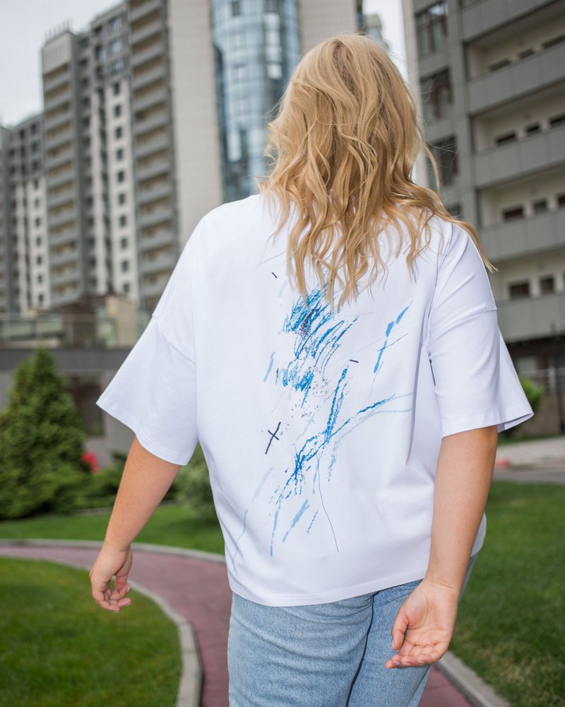 

Укороченная футболка oversize S (ФБ-058-002-192 - 44348)