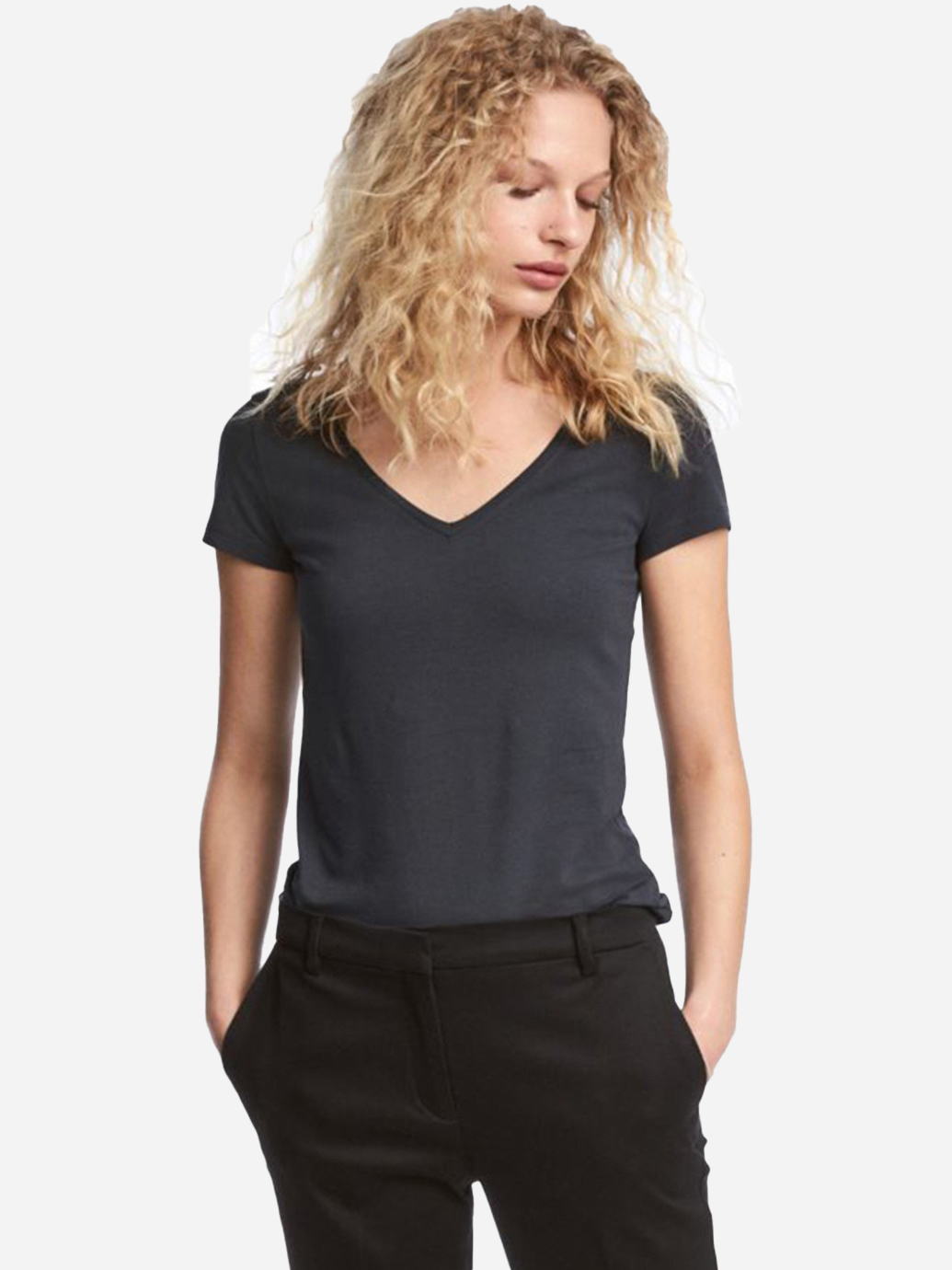 

Футболка H&M 0215248_т.сер  Темно-серая, Футболка H&M 0215248_т.сер S Темно-серая