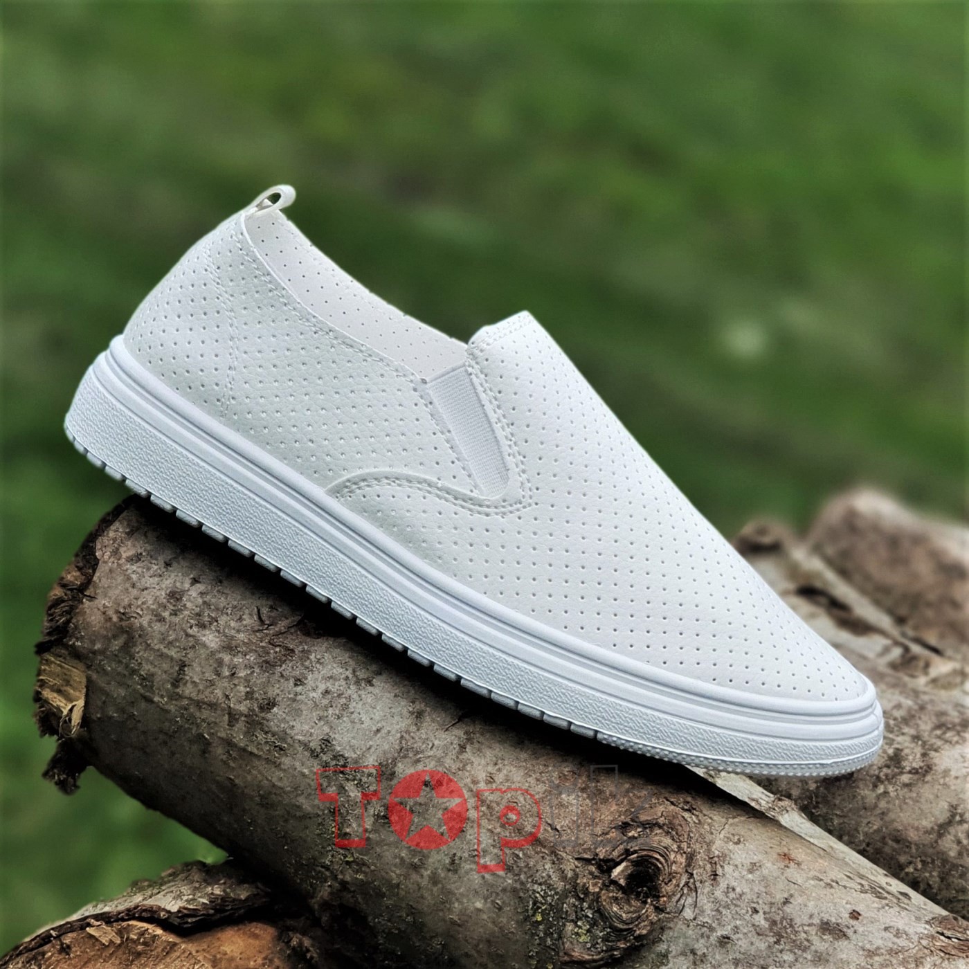 

Мокасины женские ABA Белые с перфорацией 39р Код 1942