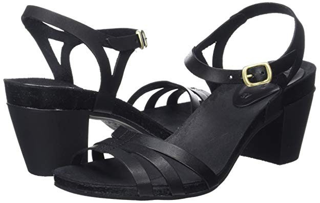 

Кожаные босоножки Kickers 38-39 черный