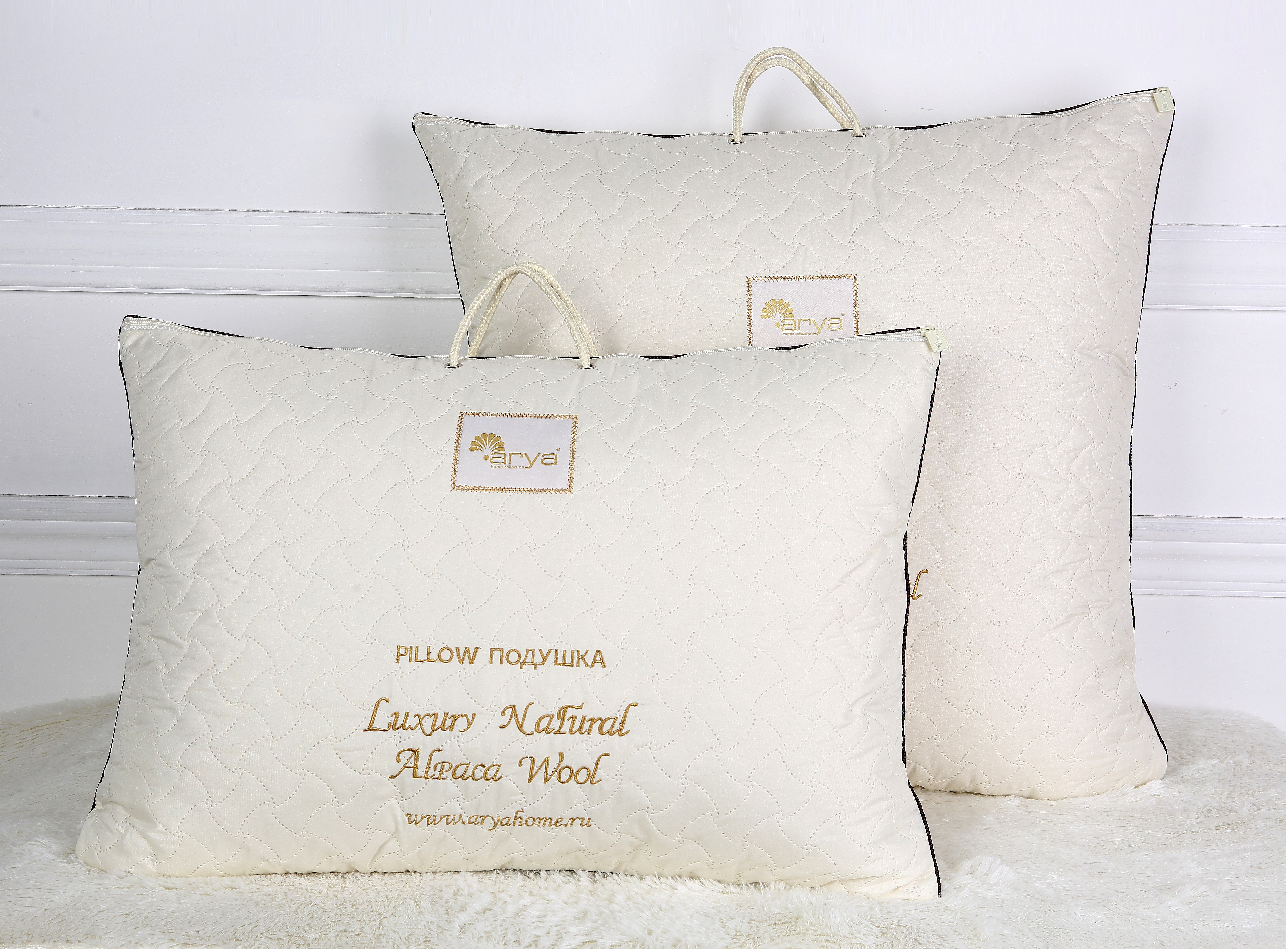 

Подушка Arya Luxury Alpaca 70х70