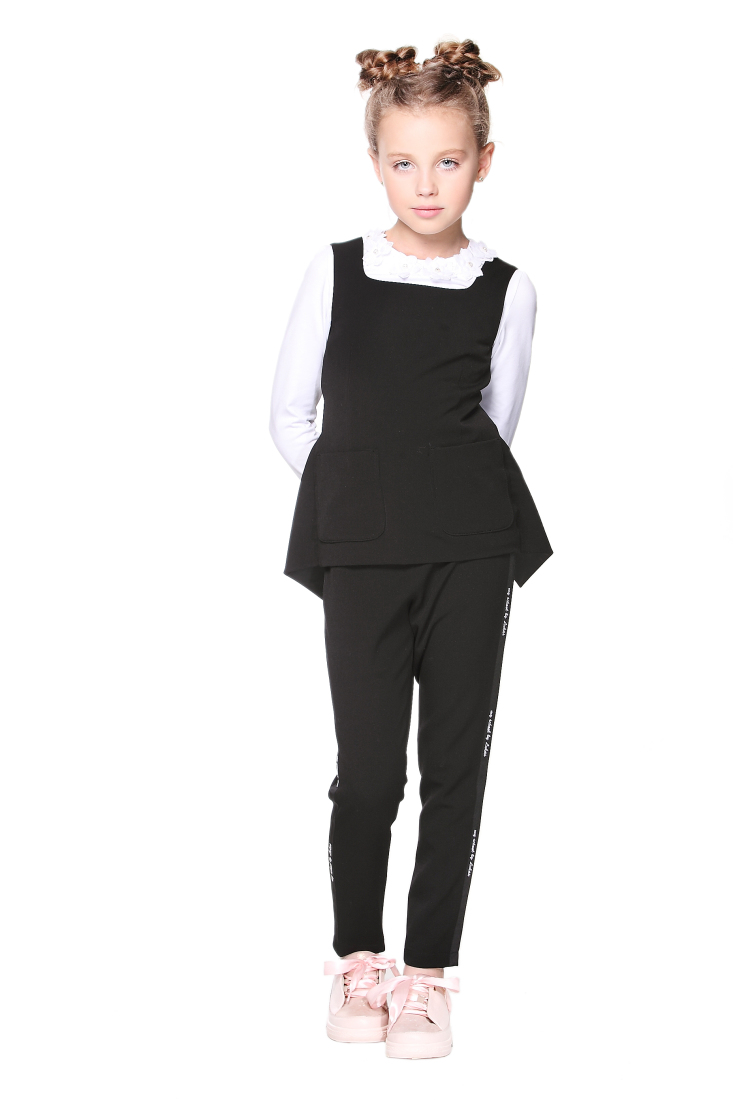 

Жилет Lukas Kids с завязкой сзади 152 черный(8227)