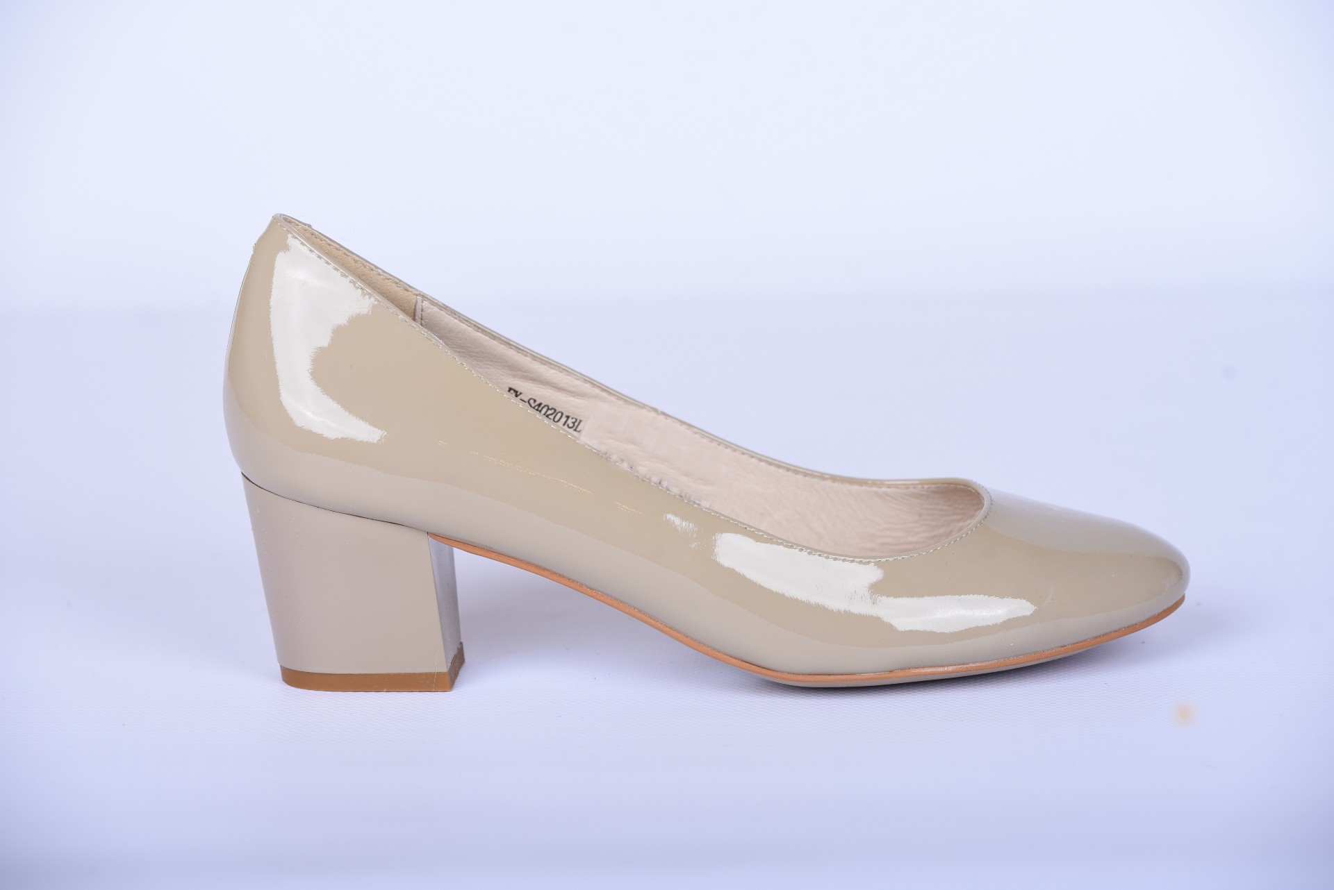 

Туфли женские ELCHE лаковая кожа серые 38 р. 25.5 см. EL-09086