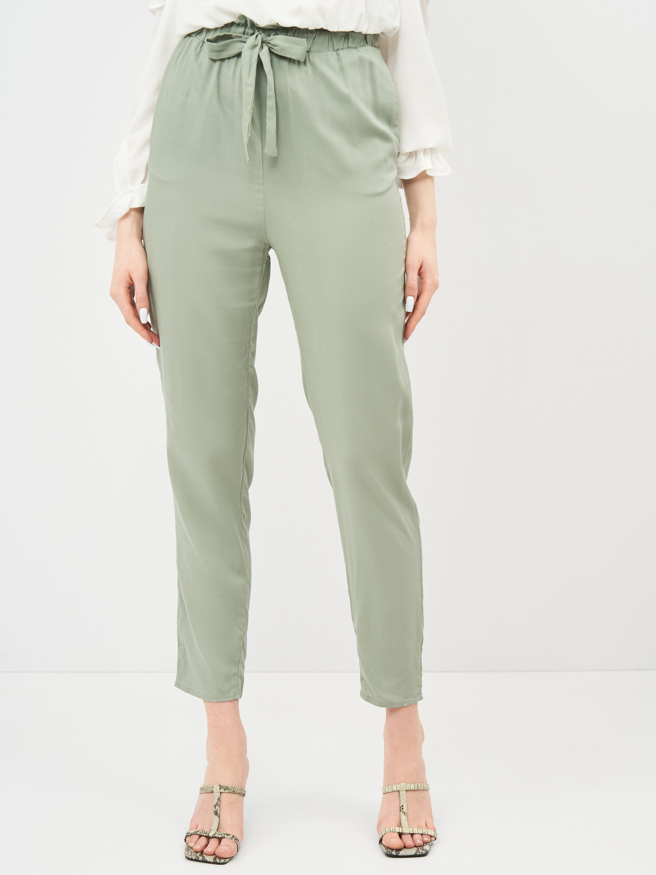 

Брюки H&M 42 светло зеленый 28038547801