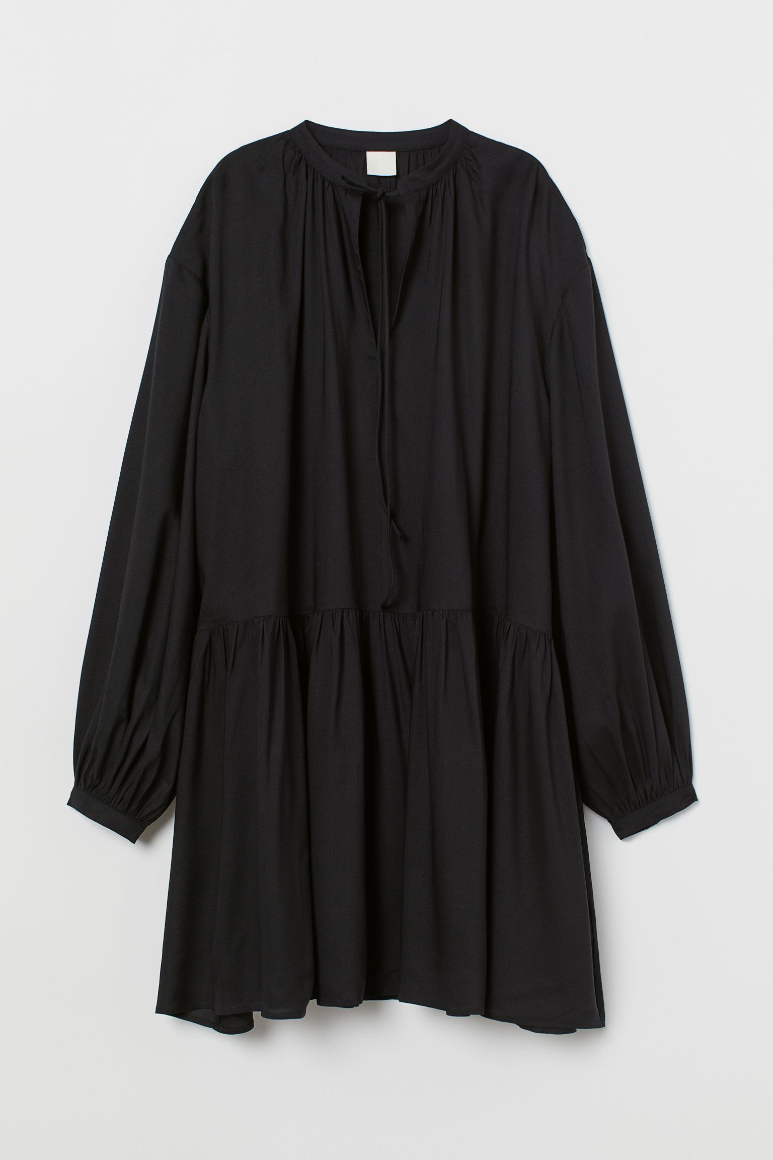 

Платье H&M  черный 11077351229, Платье H&M 38 черный 11077351229