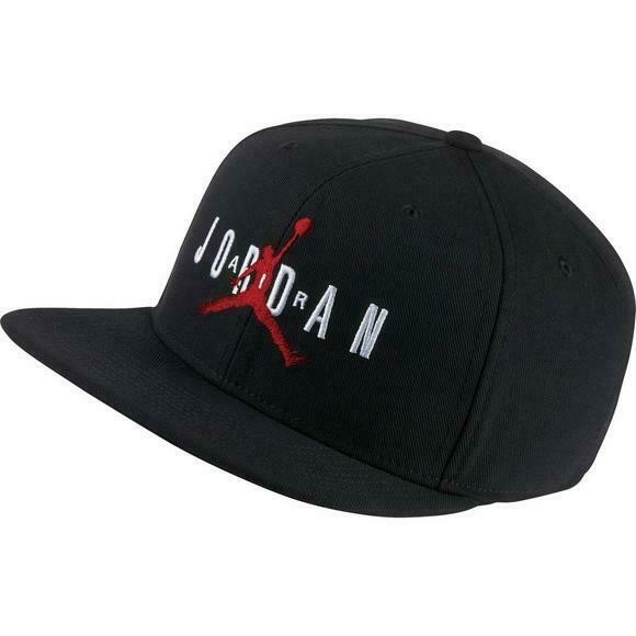

Кепка снепбек бейсболка Jordan Pro Jumpman Черная
