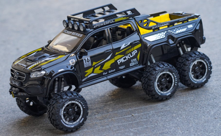 

Внедорожник Mercedes-Benz X-CLASS 6X6 черный 1:28 легкосплавная модель автомобиля