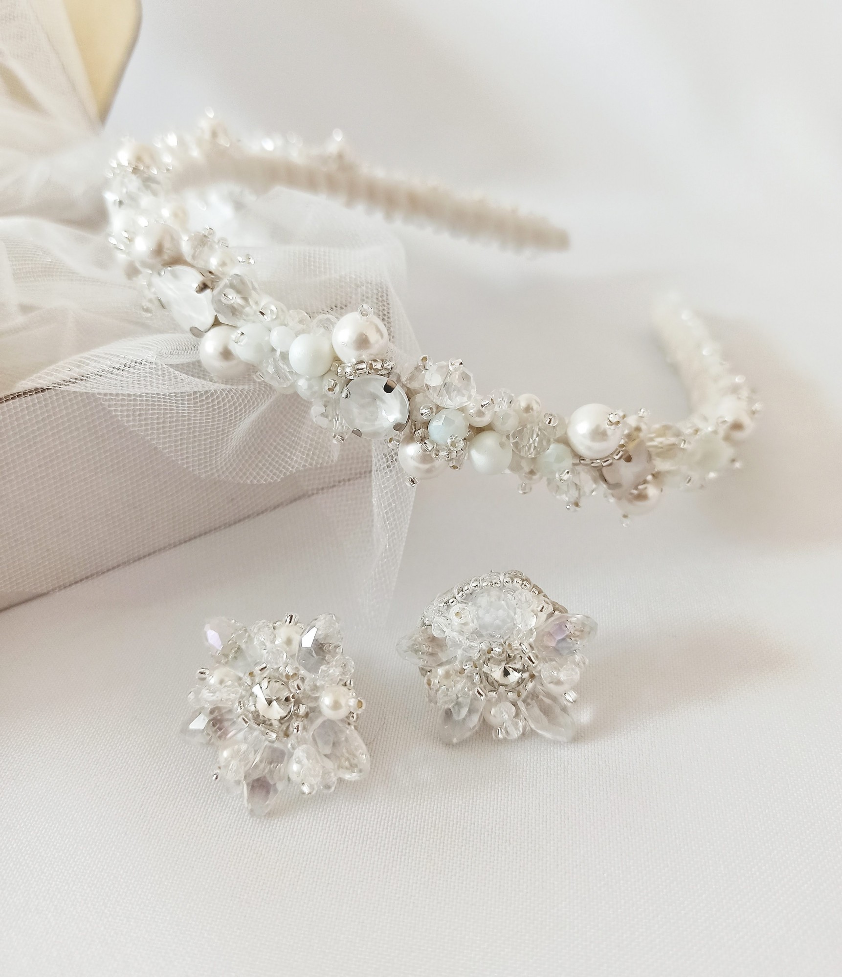 

Набор свадебных украшений обруч и серьги Ksenija Vitali Белый NP-00036