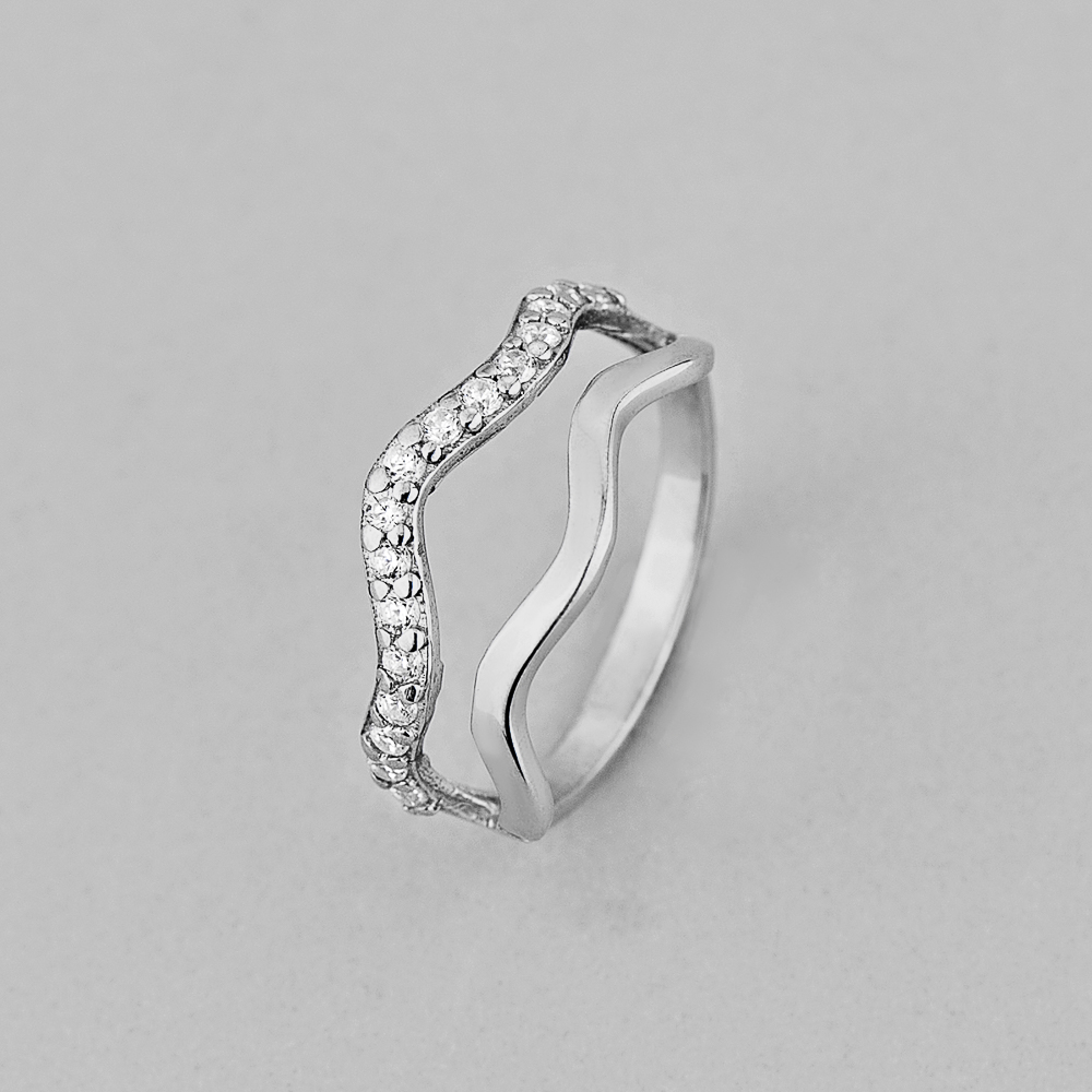 

Серебряное кольцо Minimal Волны к б.з.Rh (18p)